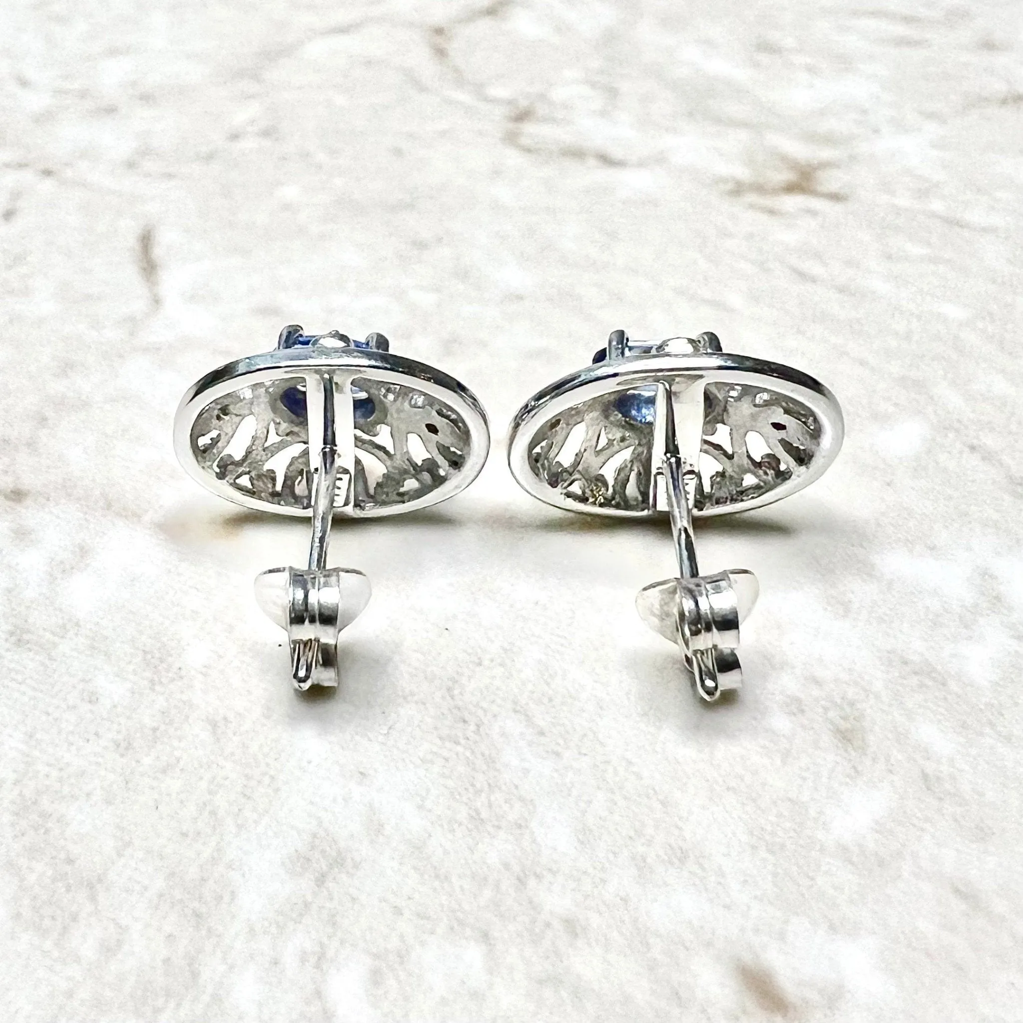 14 Karat White Gold Oval Natural Sapphire Filigree Stud Earrings