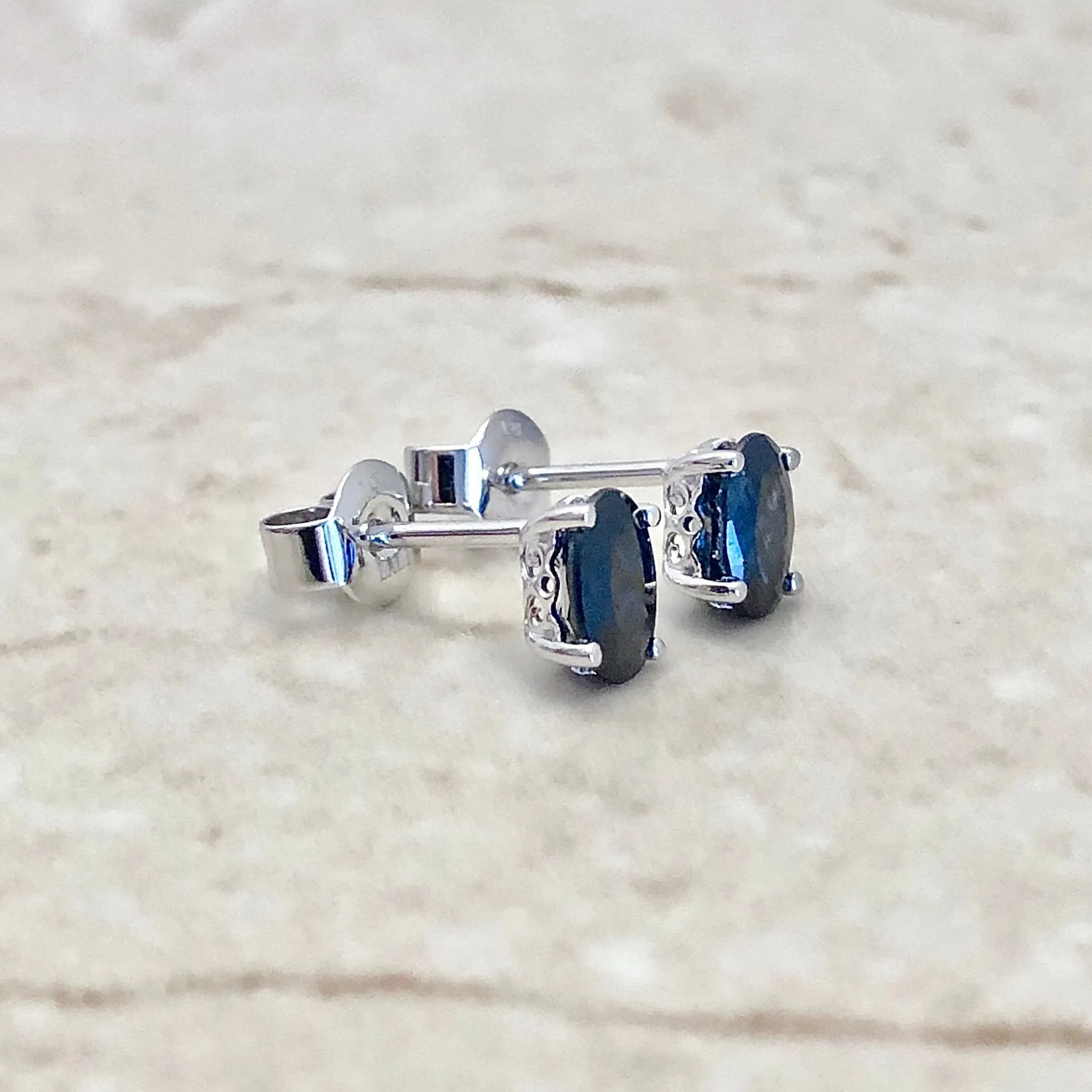 14 Karat White Gold September Birthstone Oval Blue Sapphire Stud Earrings