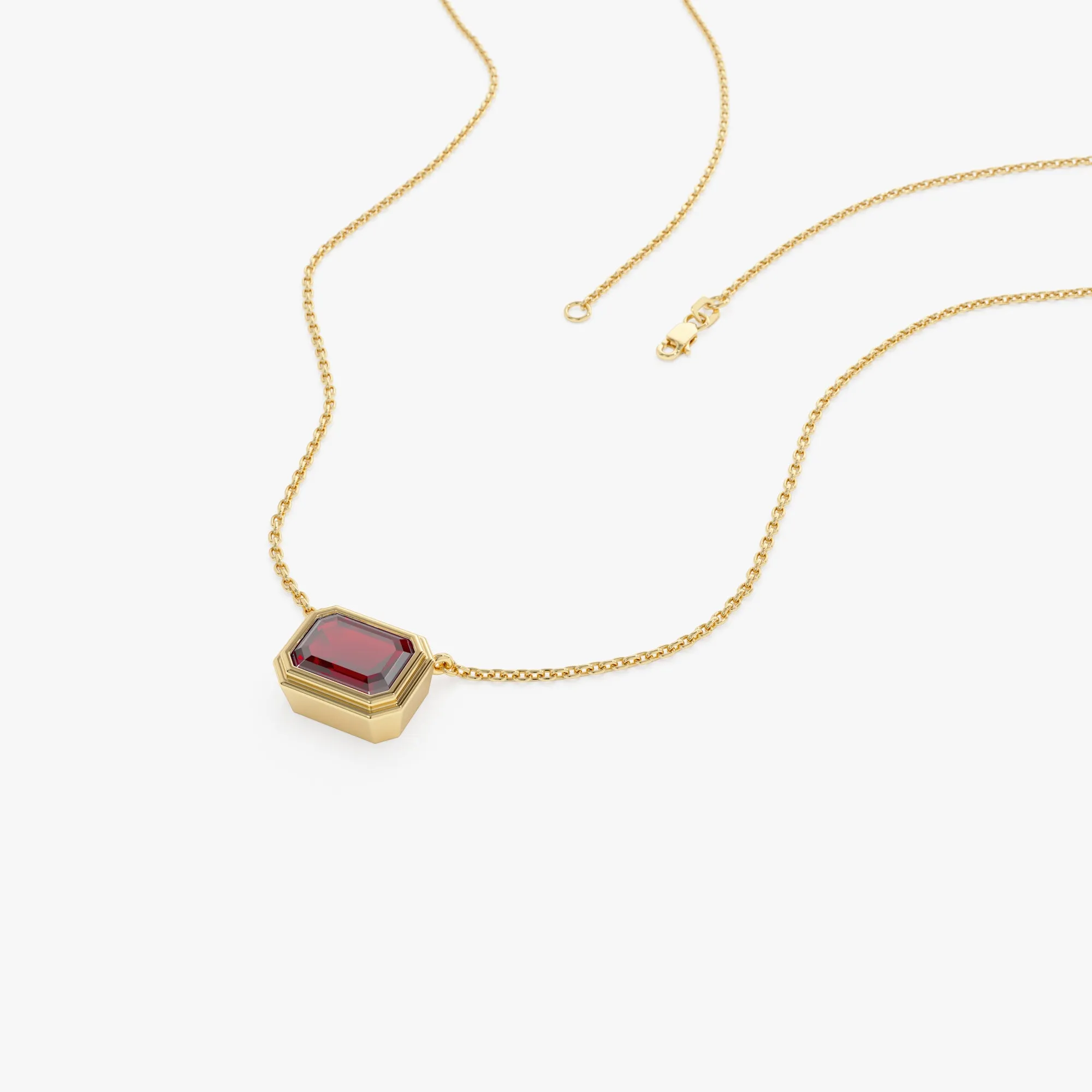 14K Gold 0.95 ctw Emerald Cut Bezel Setting Garnet