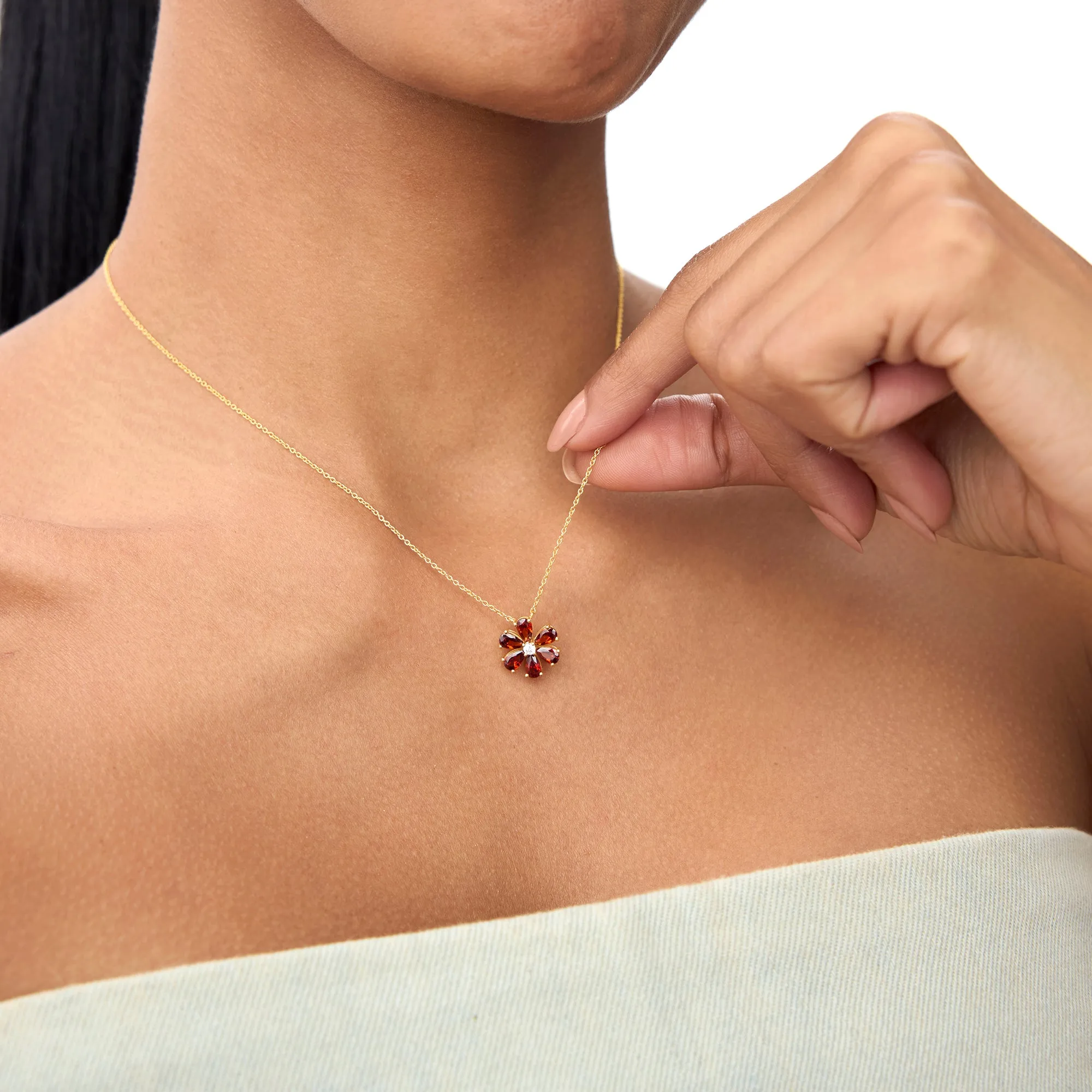 14K Gold Garnet Flower Necklace