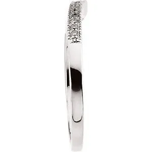 14k White Gold 1/10 CTW Diamond Band, Size 7
