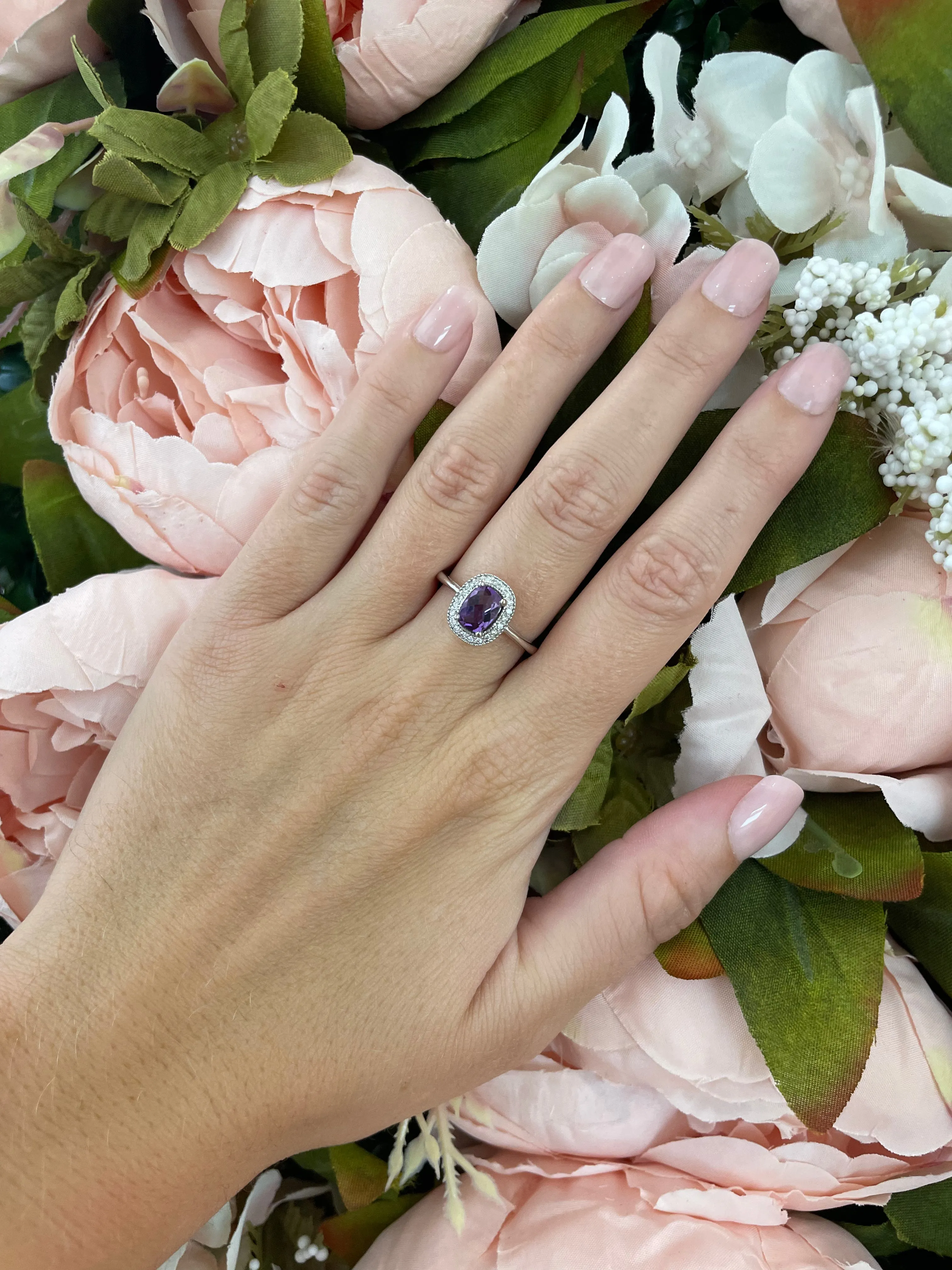 18ct White Gold & 0.82ct Cushion Cut Amethyst & 0.10ct Diamond Halo Ring