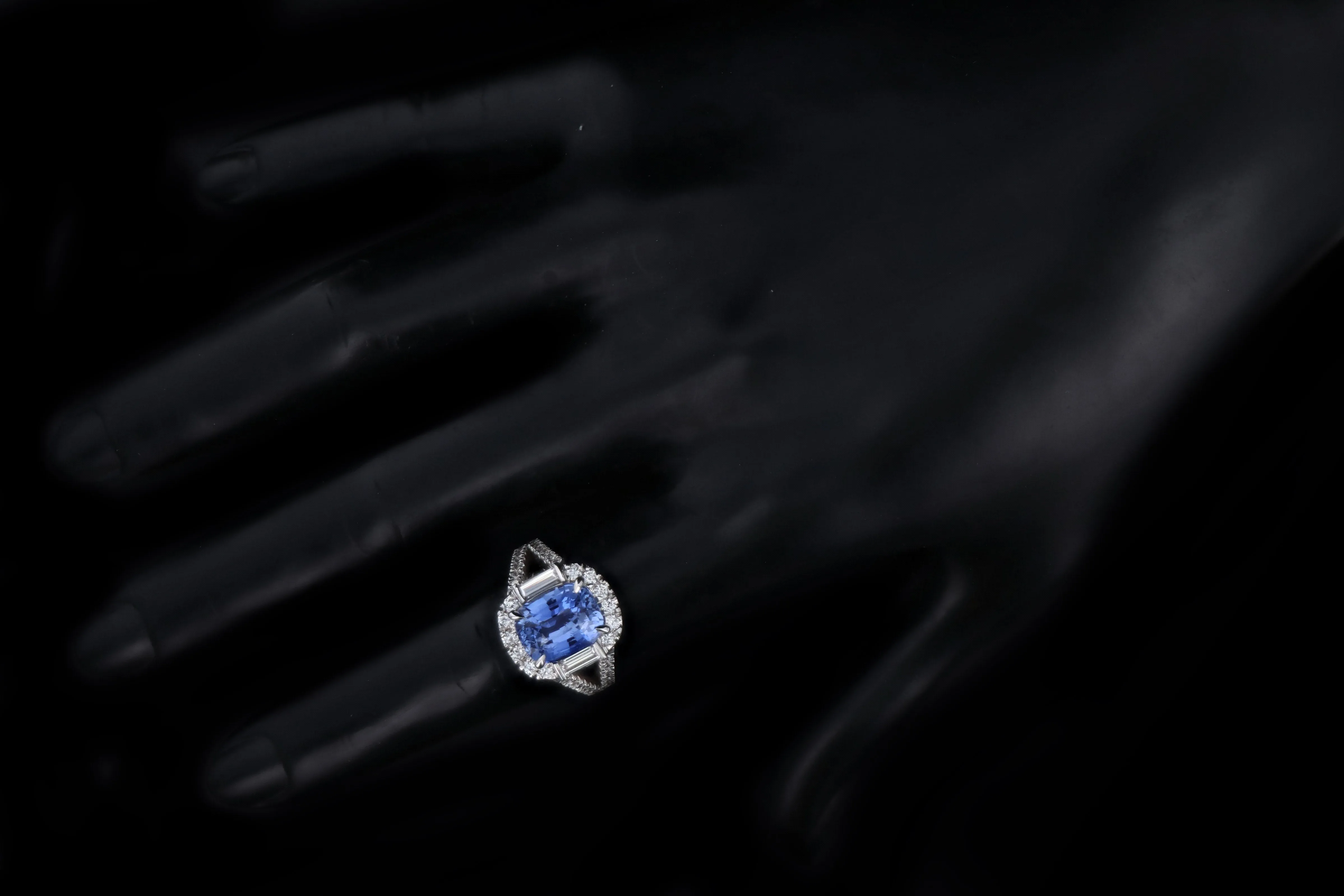 18K White Gold 5.09 Carat Cushion Cut Natural No Heat Sapphire & Diamond Ring EGL Certified