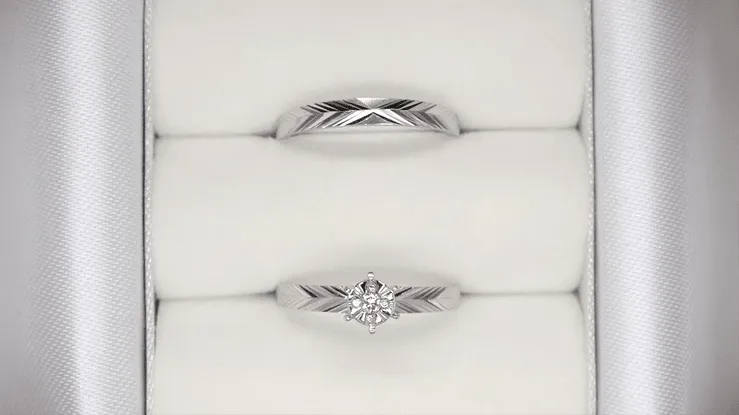 1970's Radiant Chevrons Solitaire Diamond Vintage Engagement Ring and Wedding Band Set in 10 Karat White Gold