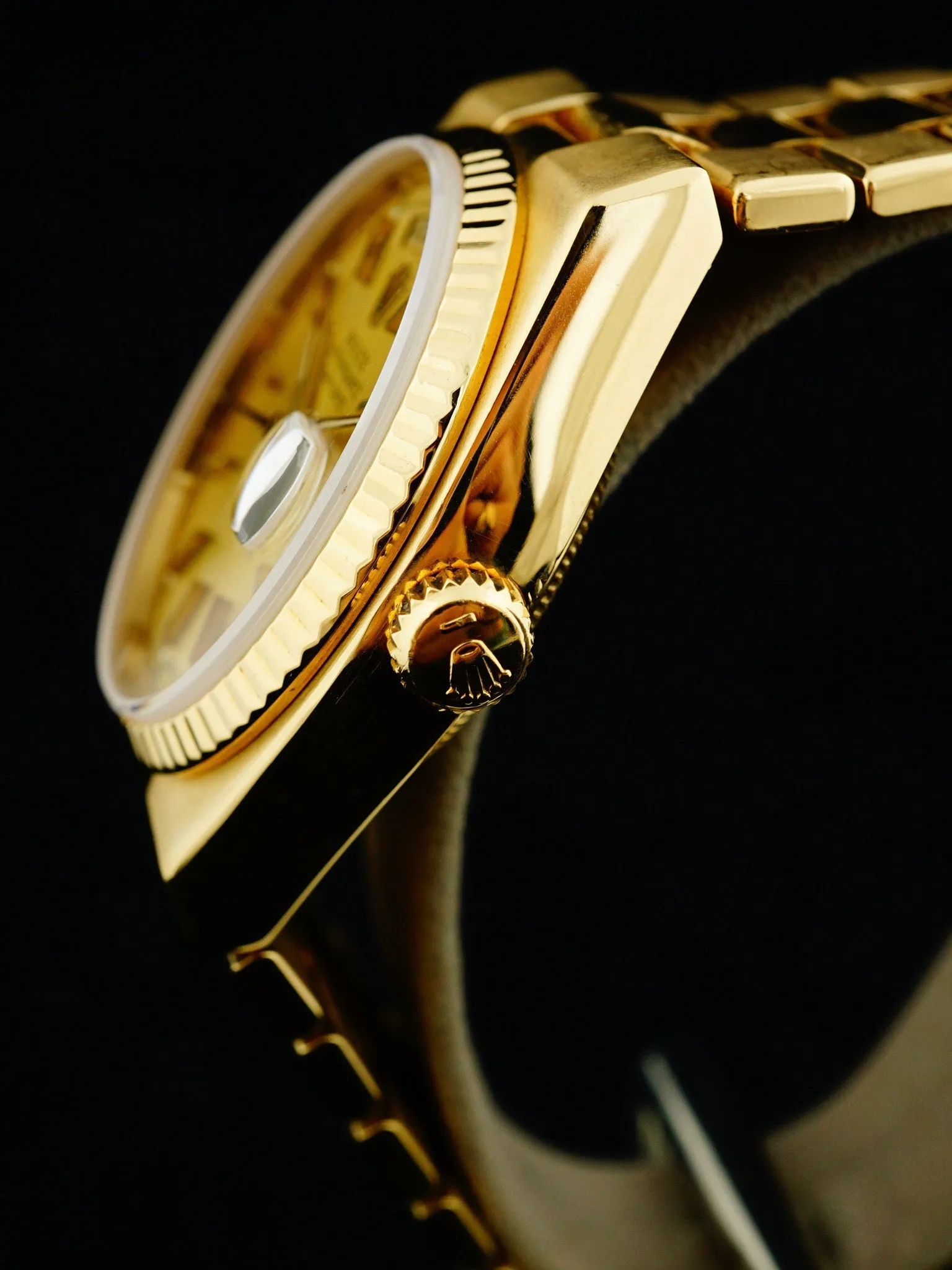 1982 Rolex Oyster Quartz Day-Date (Ref. 19018) Champagne Dial