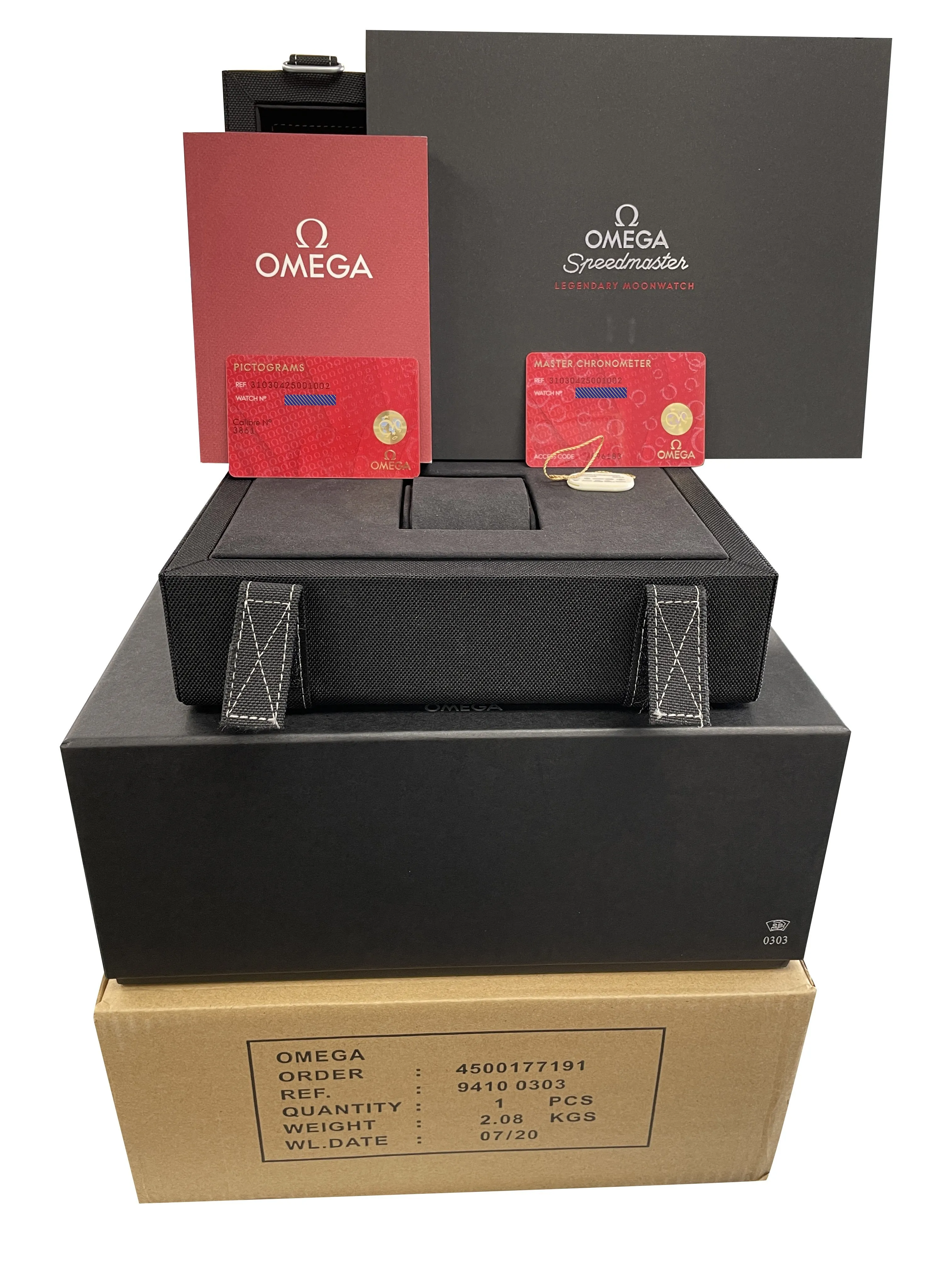 2021 NEW Omega Speedmaster 310.30.42.50.01.002 SAPPHIRE SANDWICH 42mm Watch