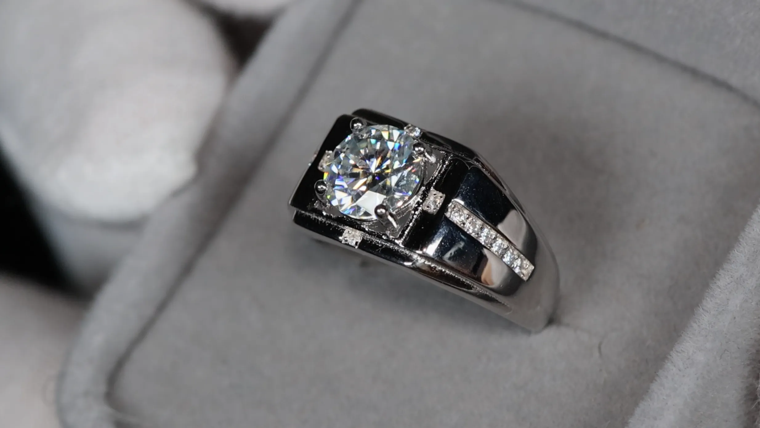 2.0ct Moissanite Ring | Mens Moissanite Ring | Mens Moissanite Diamond Engagement Ring
