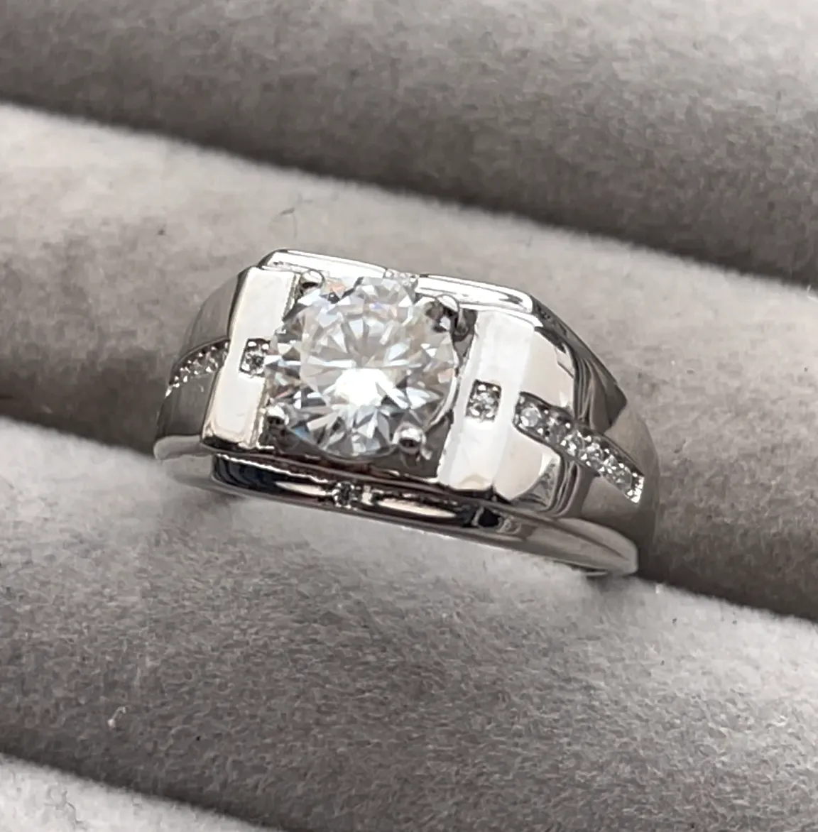 2.0ct Moissanite Ring | Mens Moissanite Ring | Mens Moissanite Diamond Engagement Ring