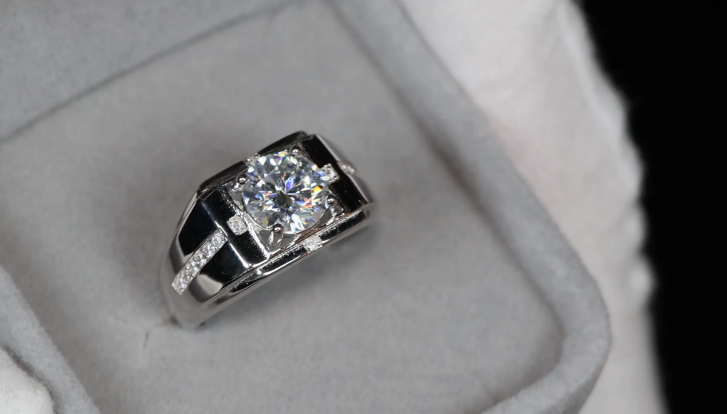 2.0ct Moissanite Ring | Mens Moissanite Ring | Mens Moissanite Diamond Engagement Ring