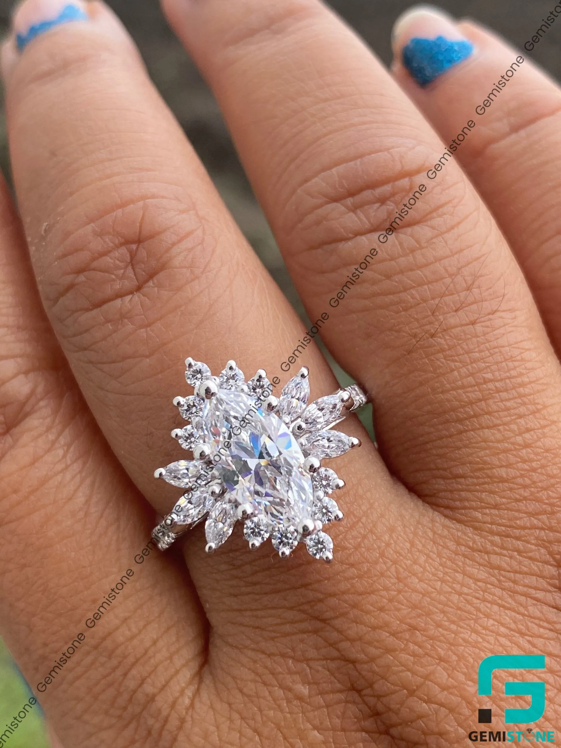 2Ct Marquise Cut Moissanite Starburst Diamond Ring