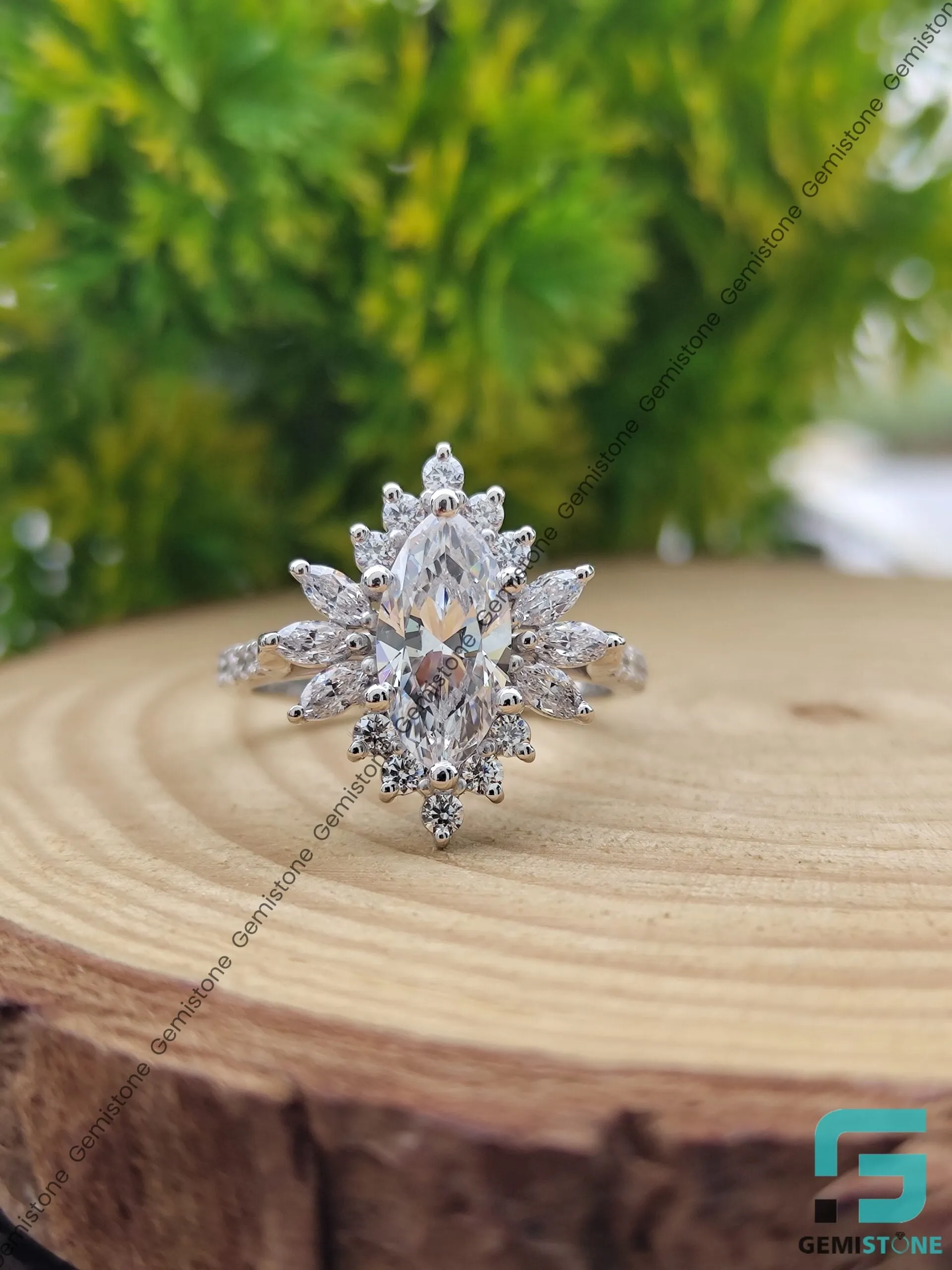 2Ct Marquise Cut Moissanite Starburst Diamond Ring