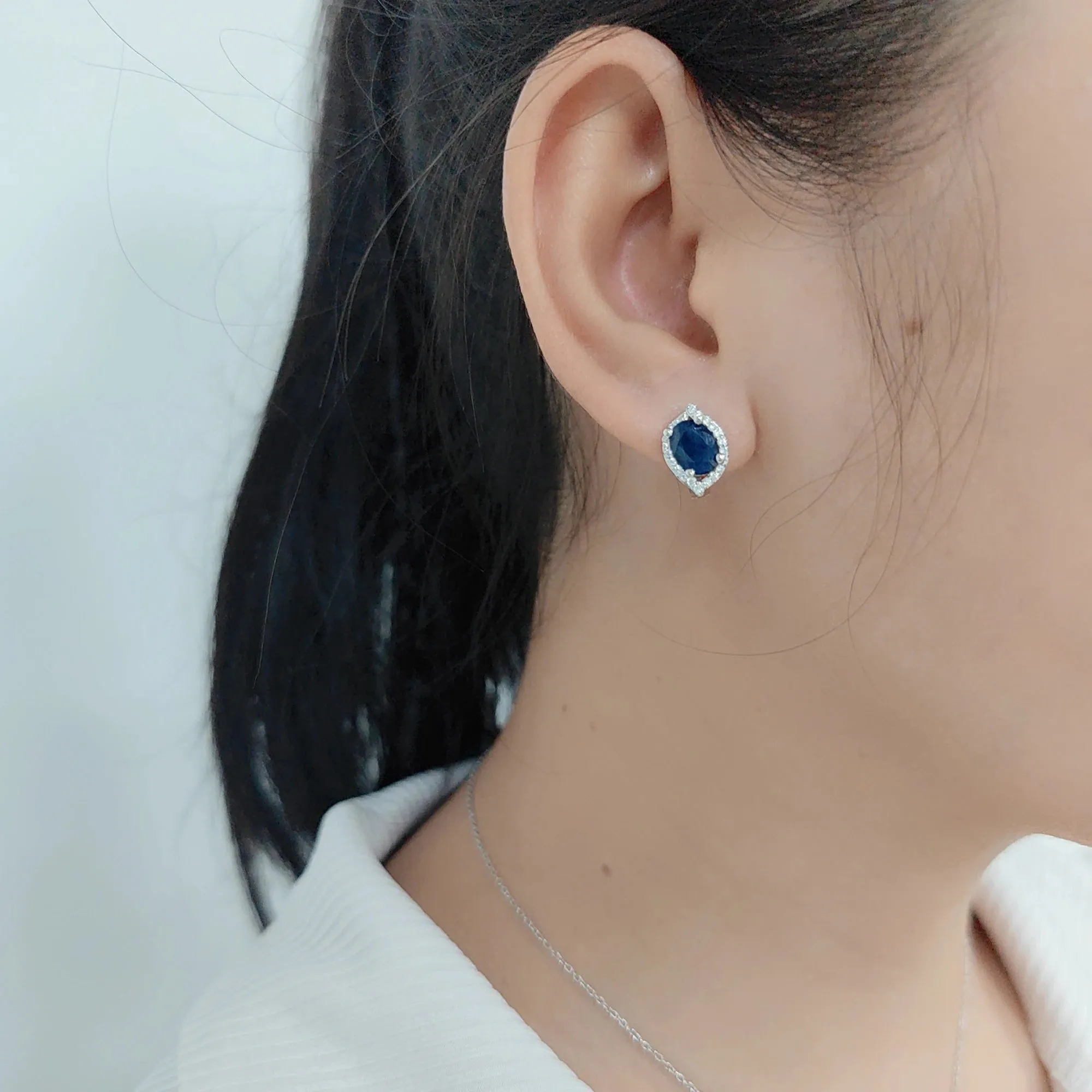 3.26Ct Natural Blue Sapphire Vintage Stud Earrings – 925 Sterling Silver Fine Jewelry