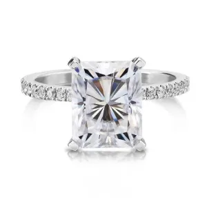 5.5CT Sparkly Cushion Cut Diamond Ring