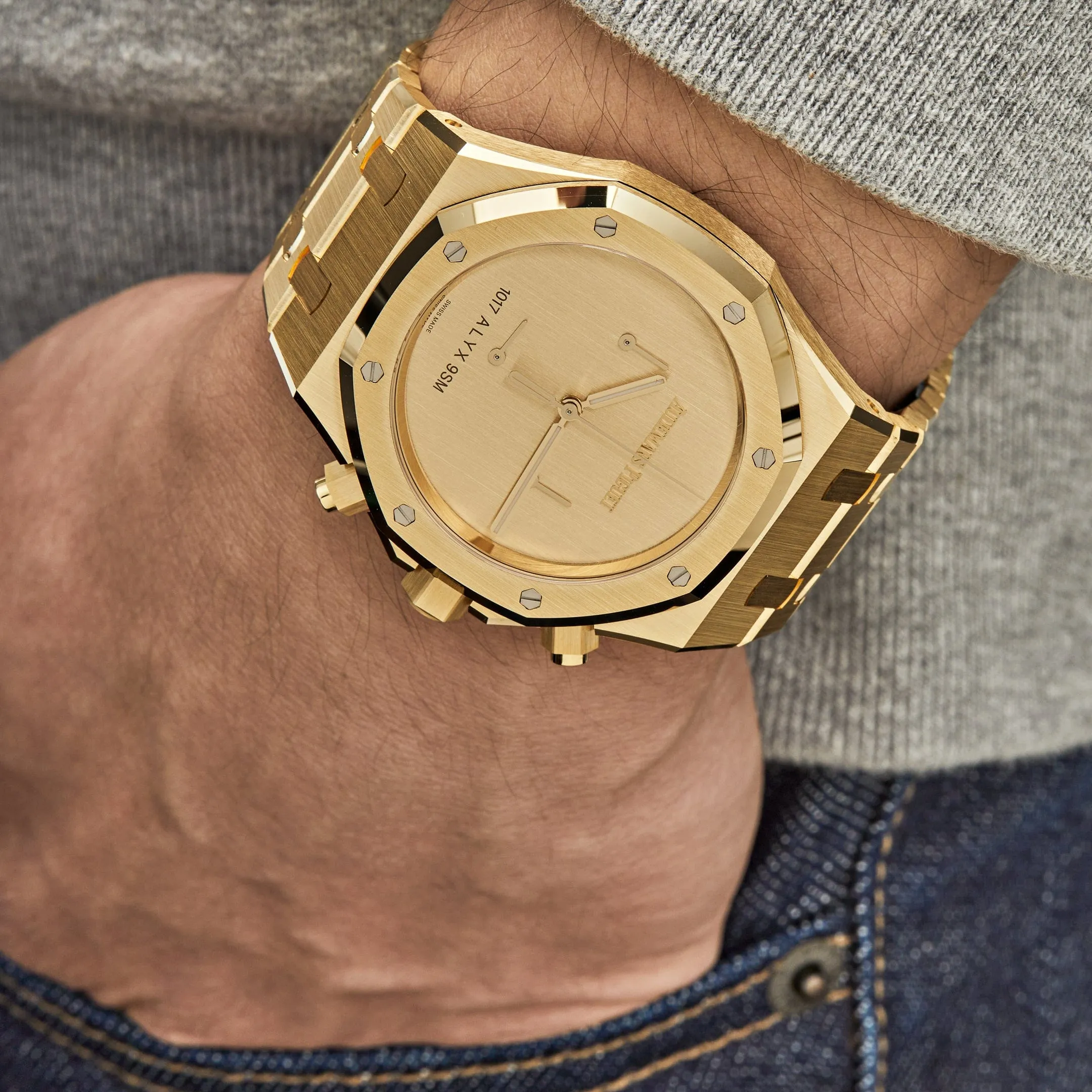 A&P Luxury Watches Royal Oak Chronograph 26240BA.OO.1320BA.01 '1017 ALYX 9SM' Yellow Gold Limited Edition (2023)