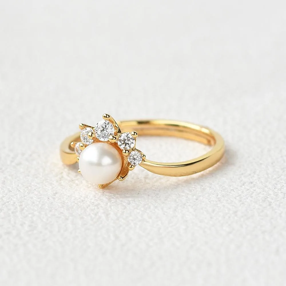 Akoya Pearl & Round Cut Moissanite Yellow Gold Ring