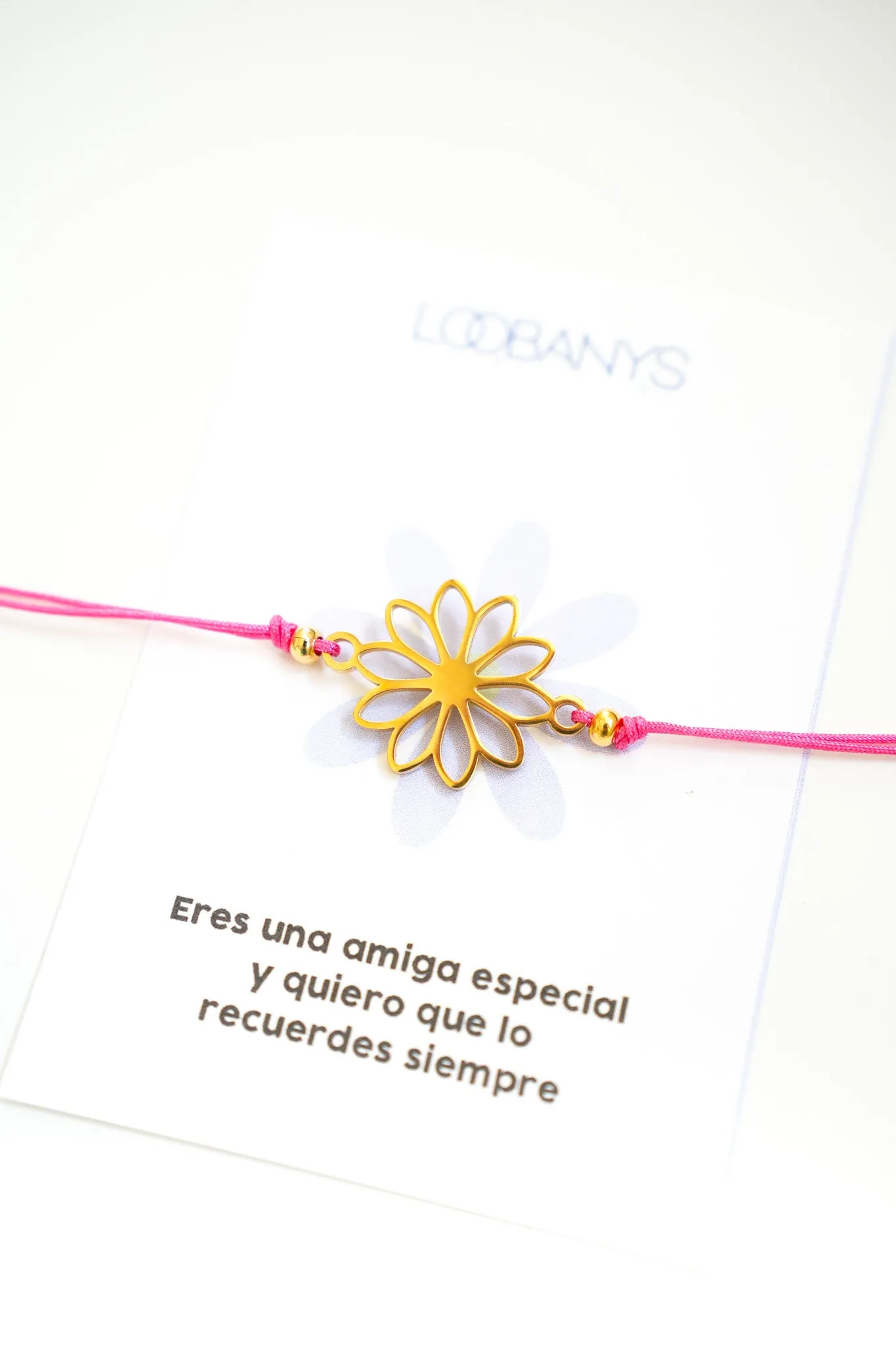 Amiga Flower Thread Bracelet