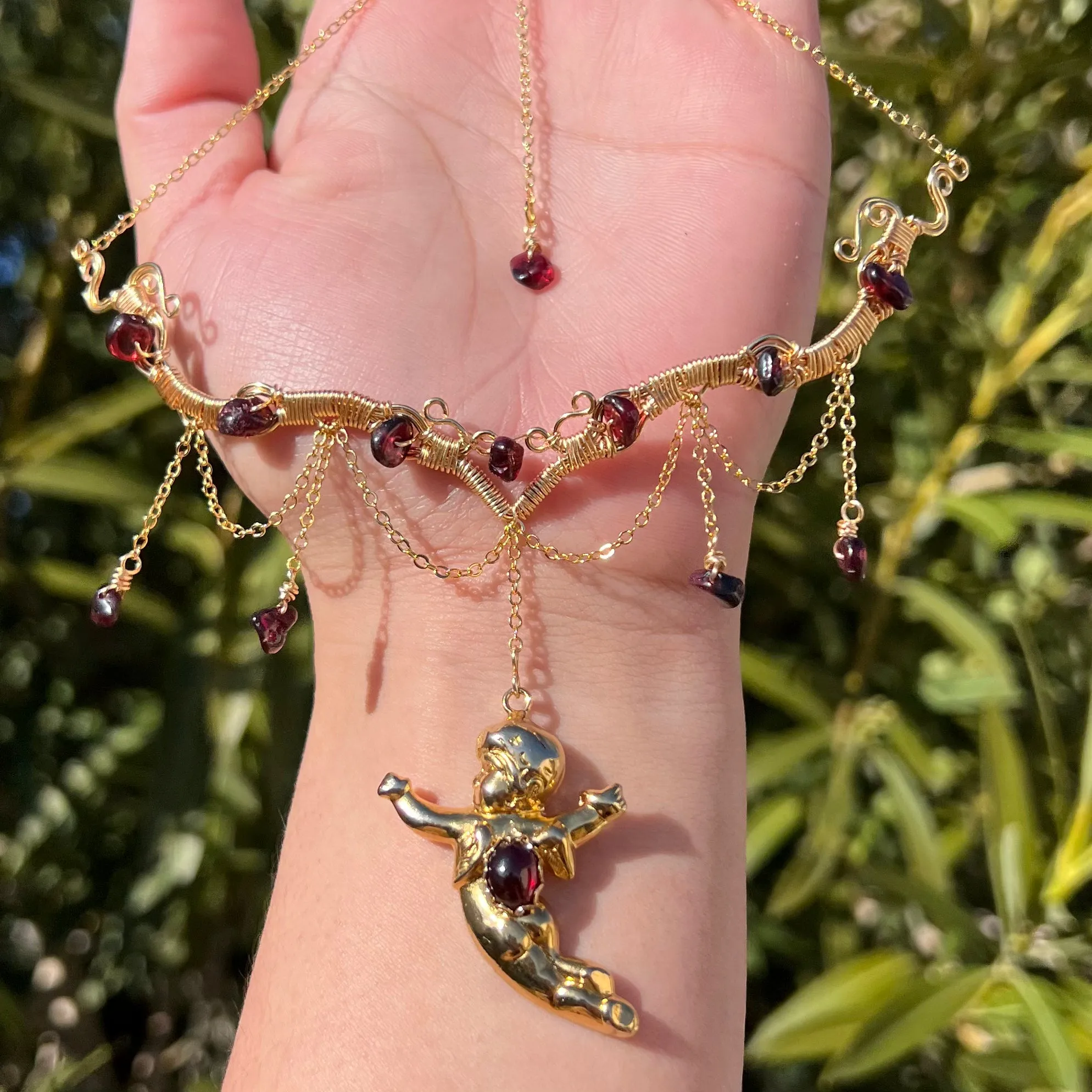 Astraea Cupid in Garnet ✵
