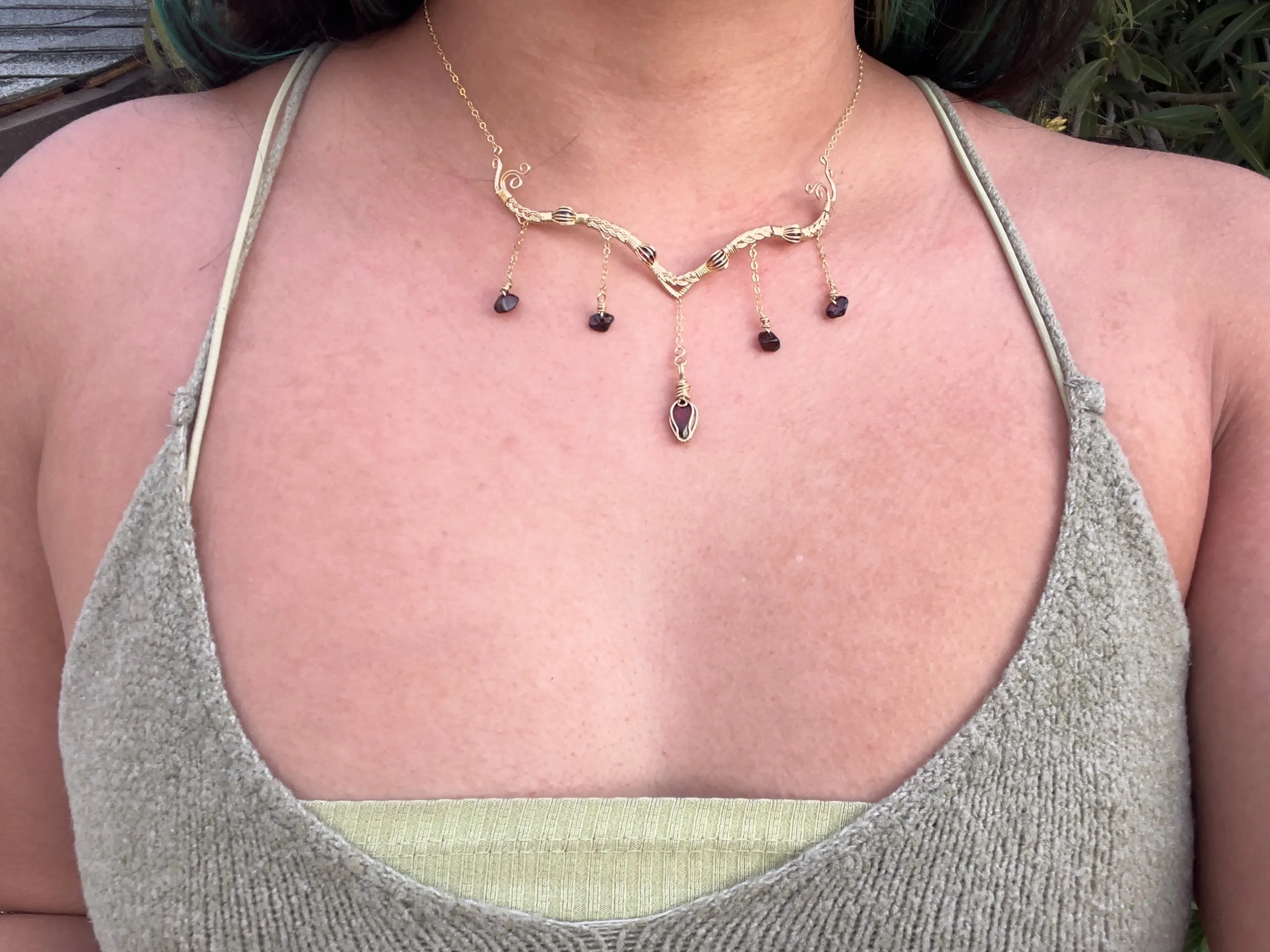 Astraea in Garnet 14KGF ✵