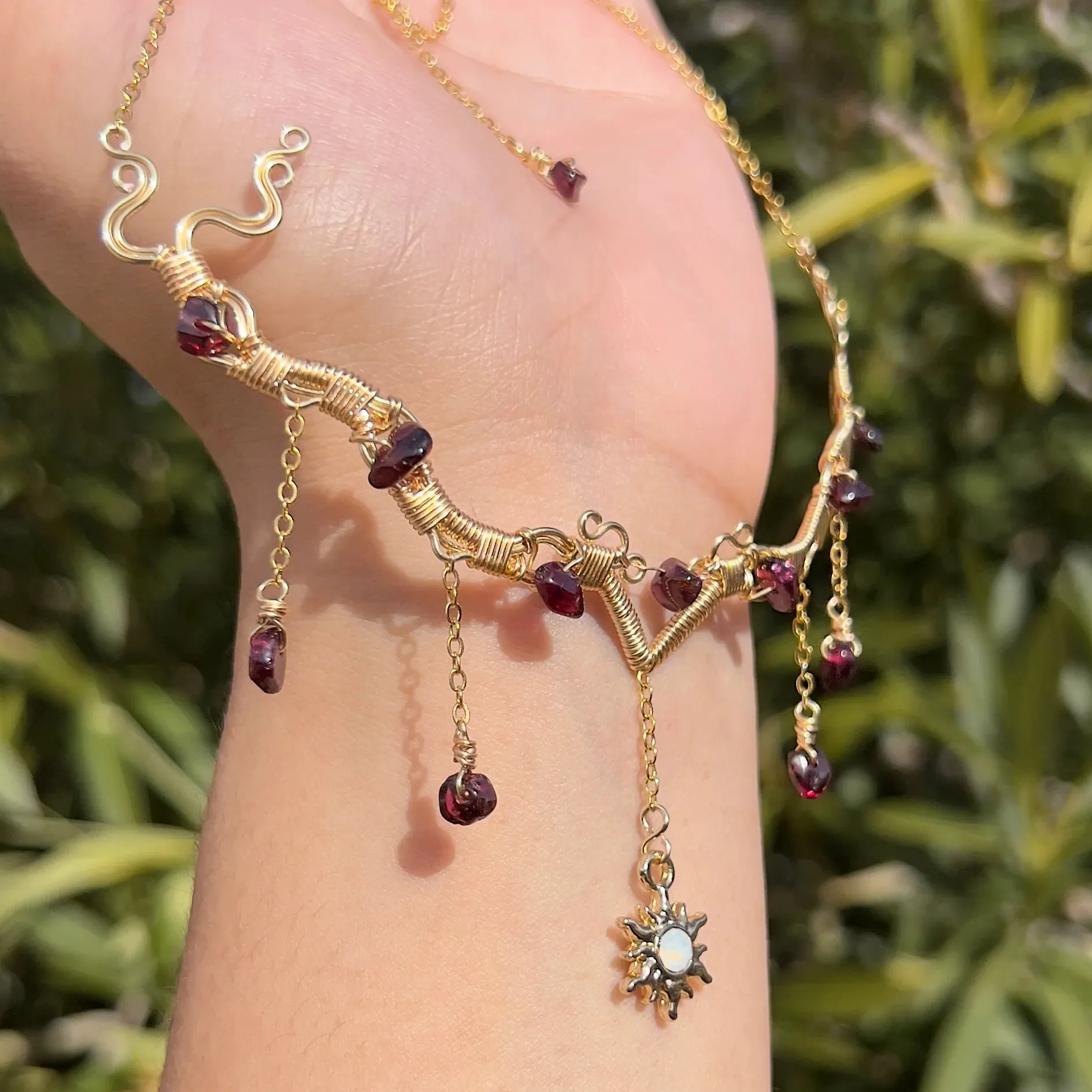 Astraea in Garnet ✵