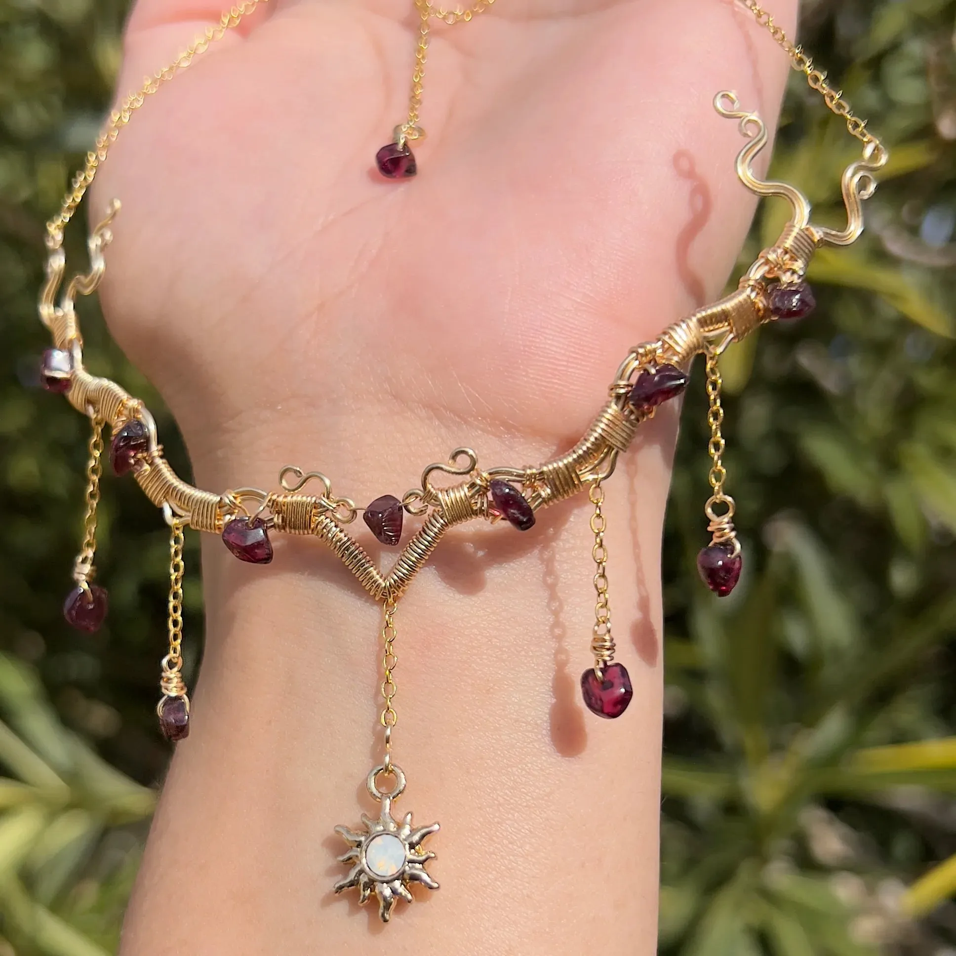 Astraea in Garnet ✵