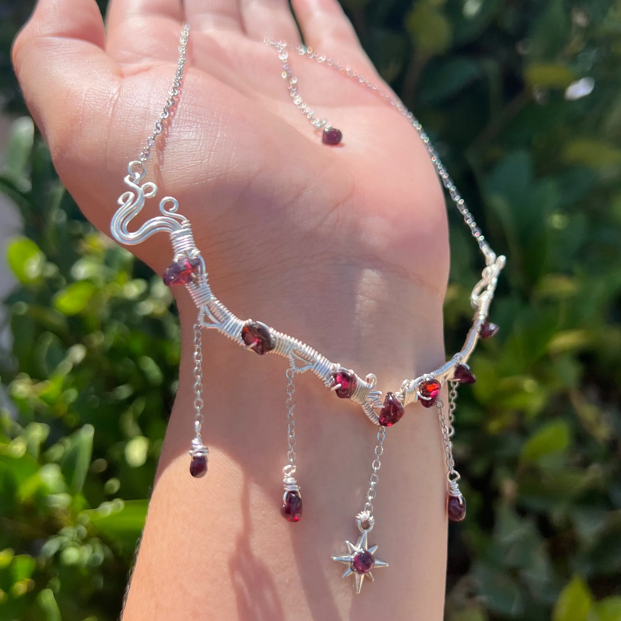 Astraea in Garnet ✵