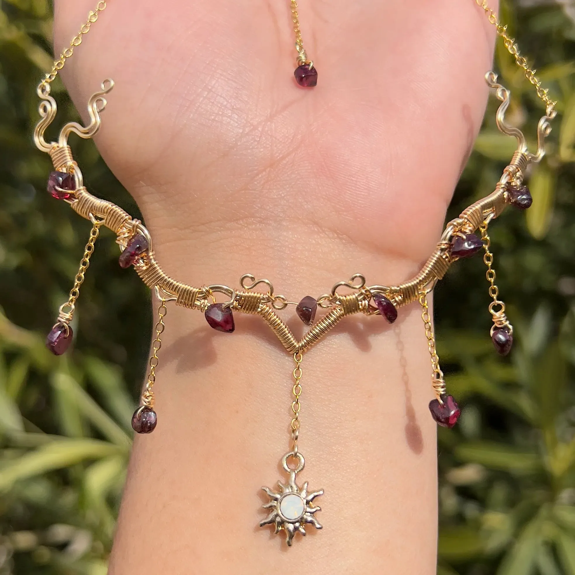Astraea in Garnet ✵