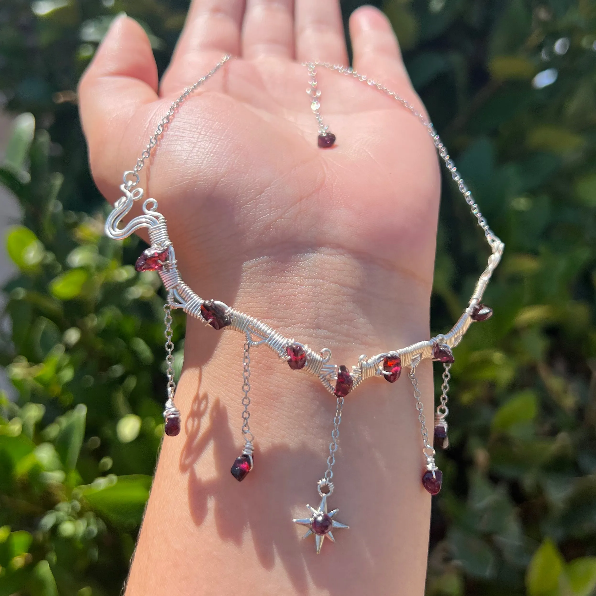 Astraea in Garnet ✵