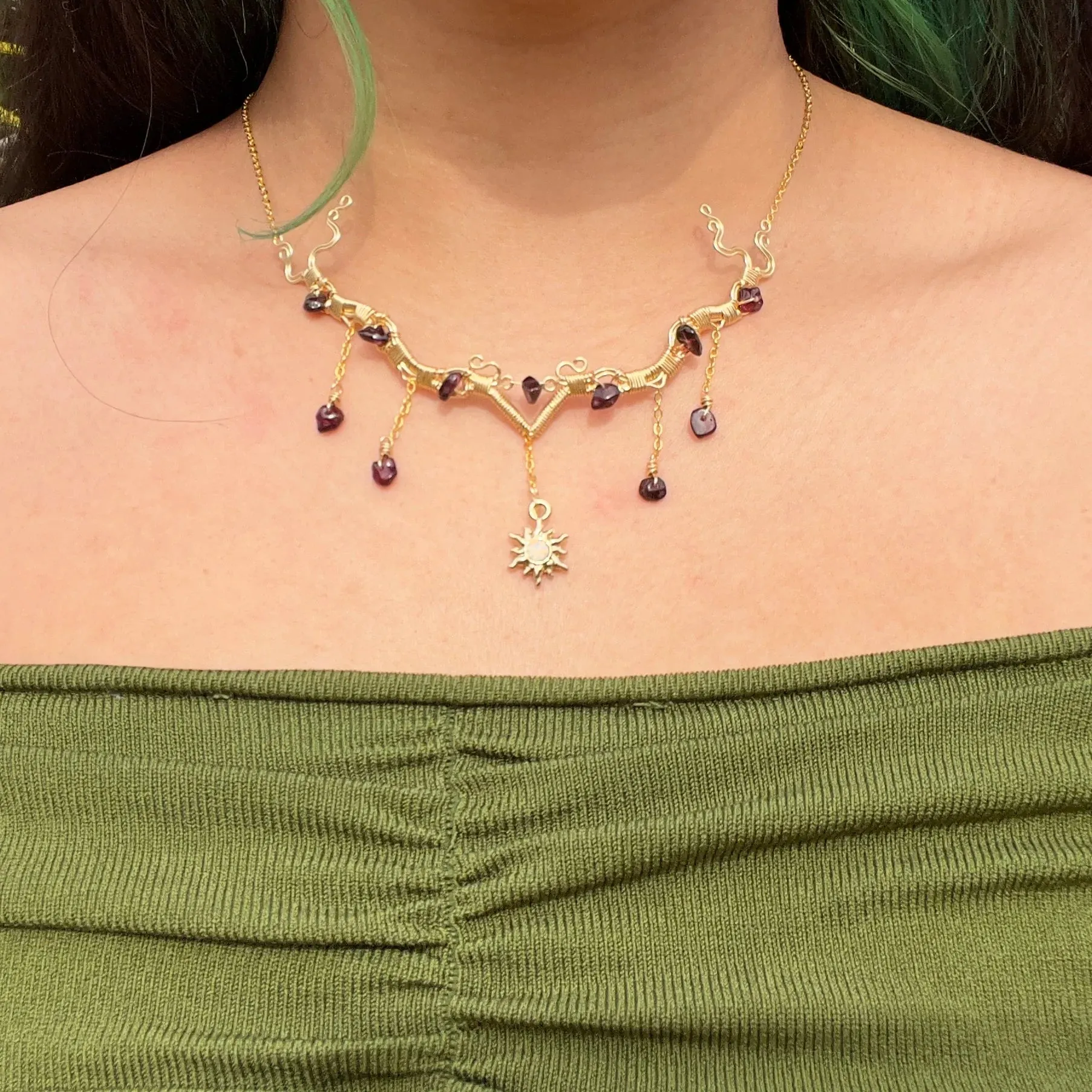 Astraea in Garnet ✵