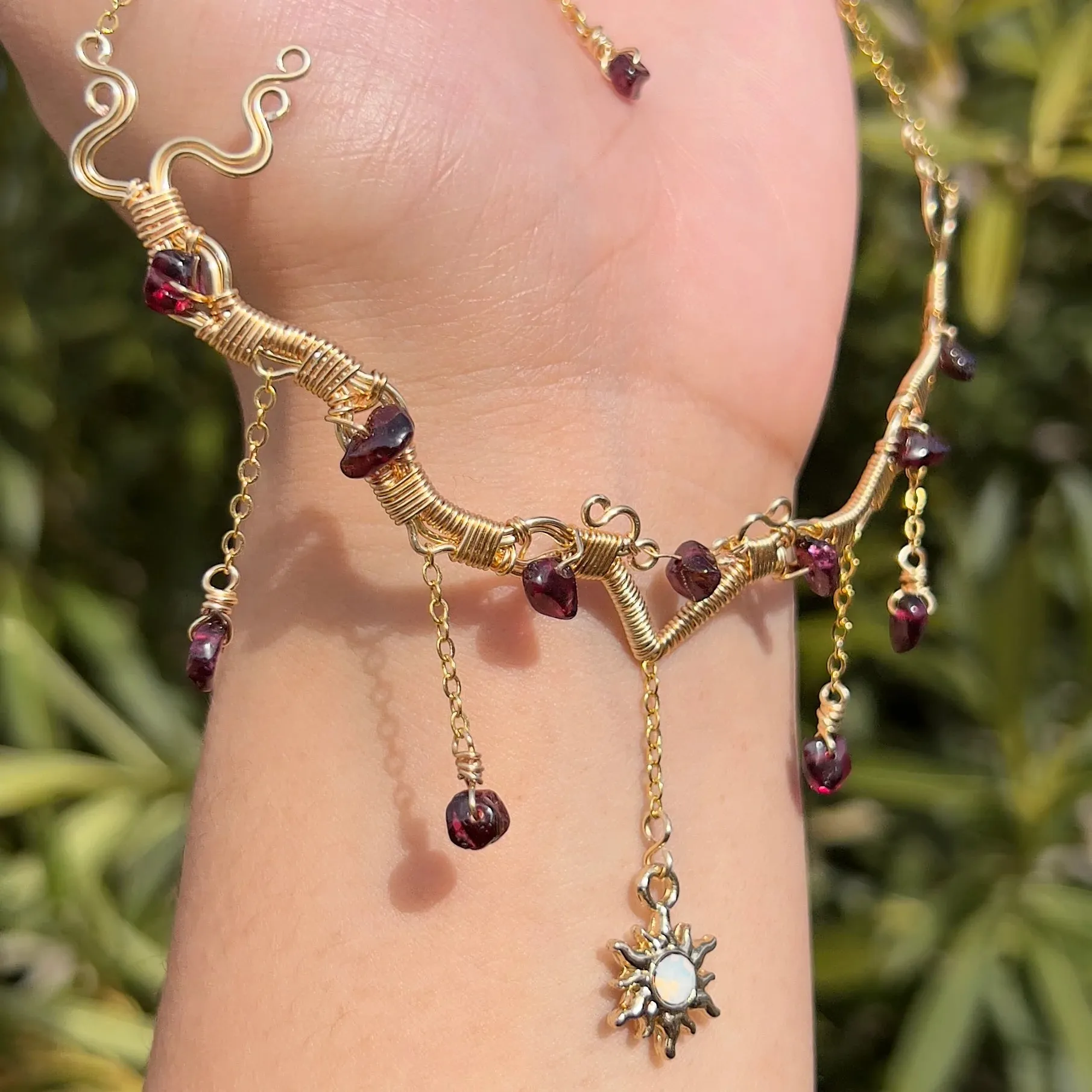 Astraea in Garnet ✵