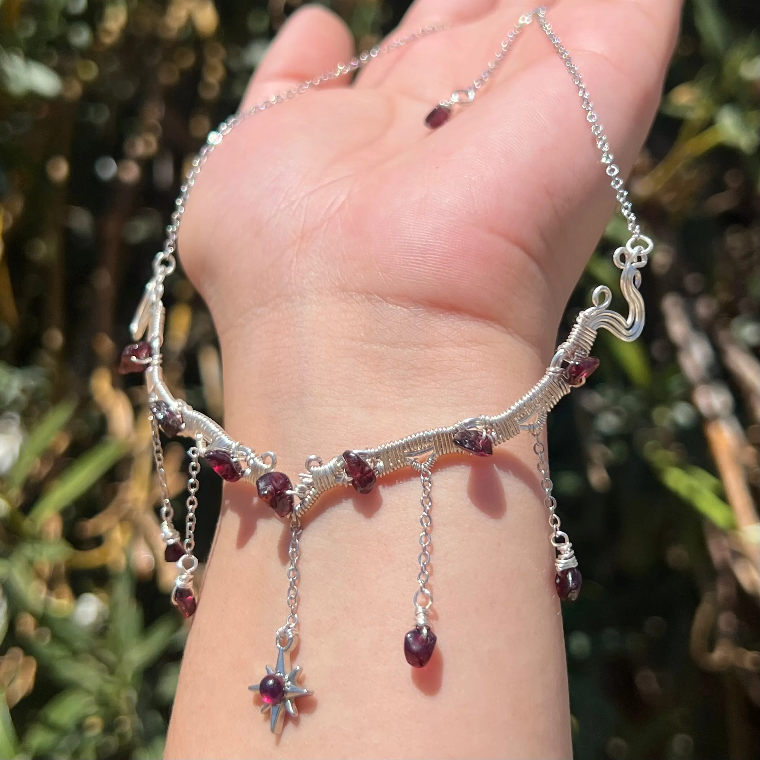 Astraea in Garnet ✵