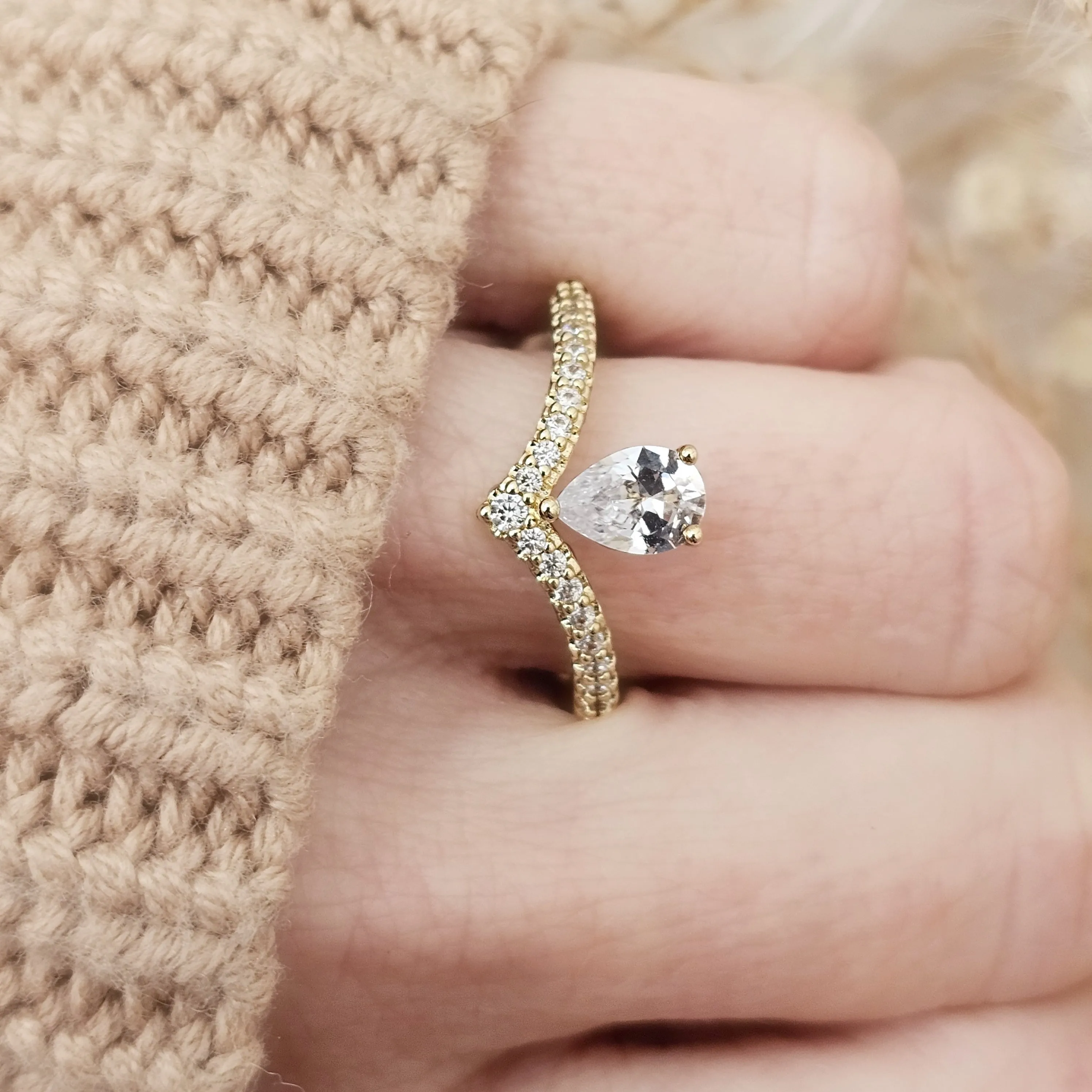Asymmetrical Pear and Diamond Pavé V Engagement Ring Setting