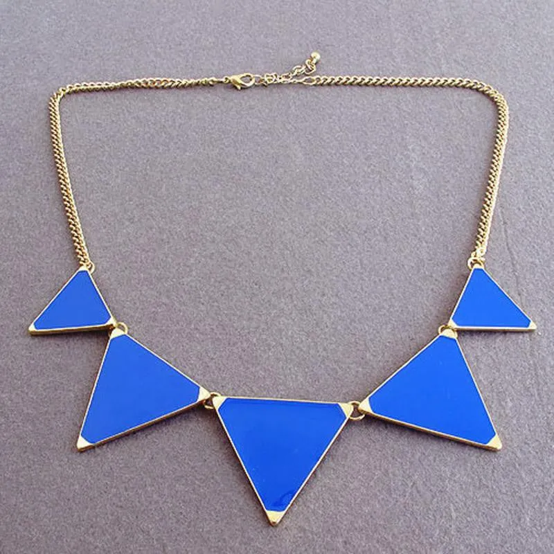 Black geometrical Triangle Necklace Fashion choker necklace Jewelry for women vintage accessories
