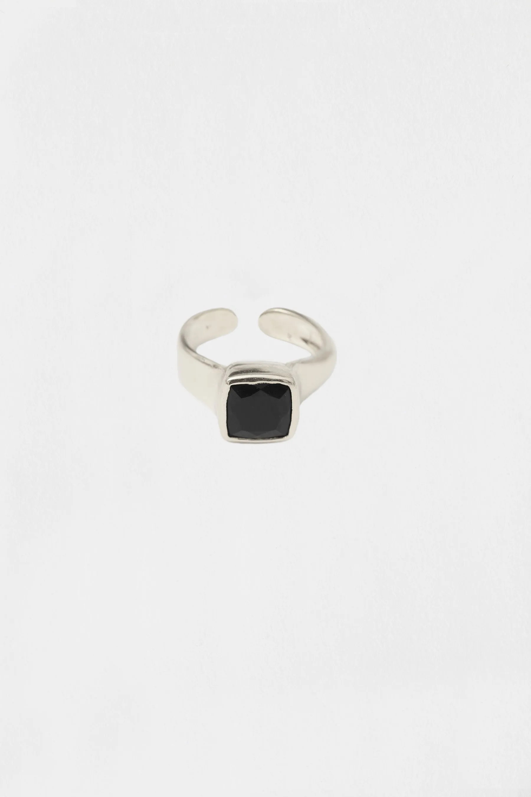black onyx ring