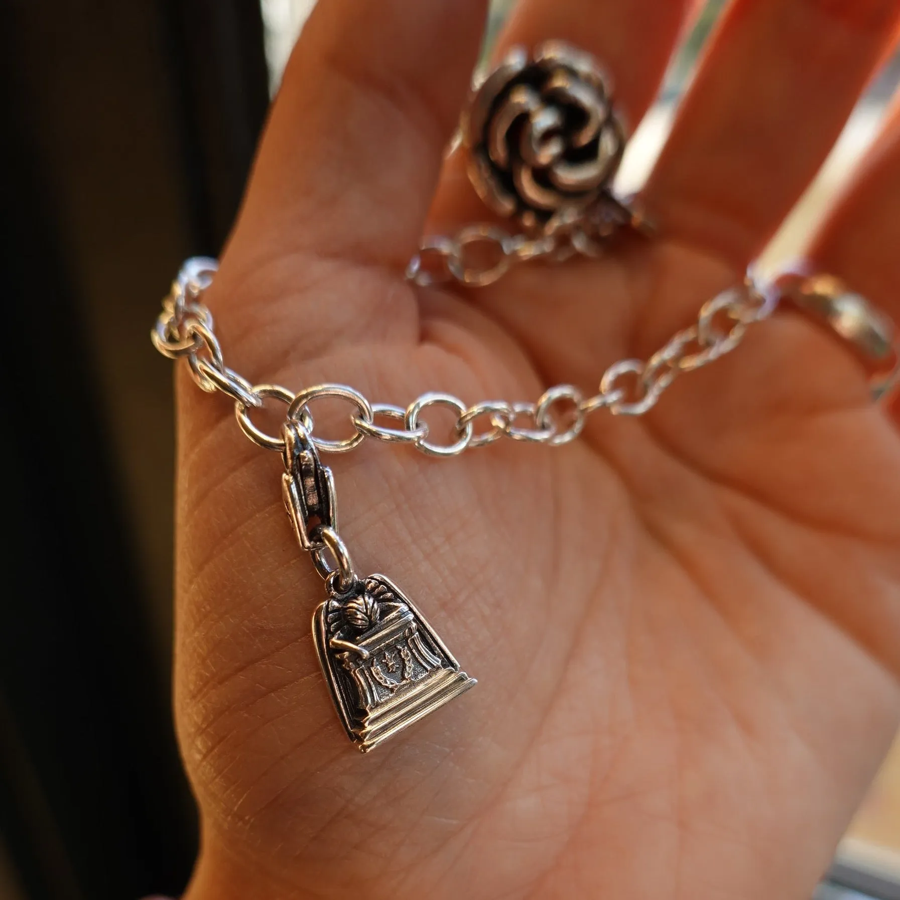 Cali Oval Link Charm Bracelet or Anklet