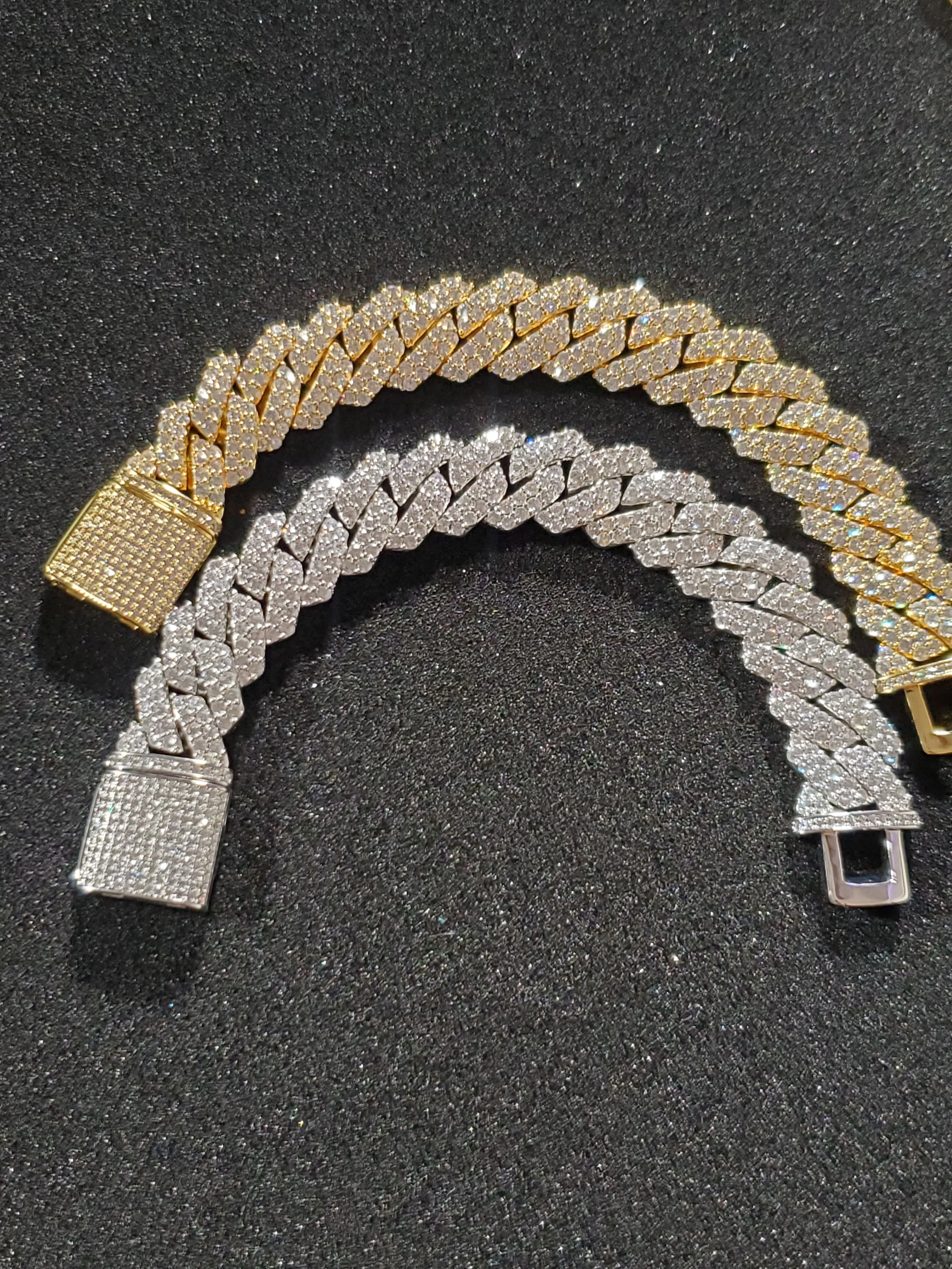 CUBAN LINK BRACELETS
