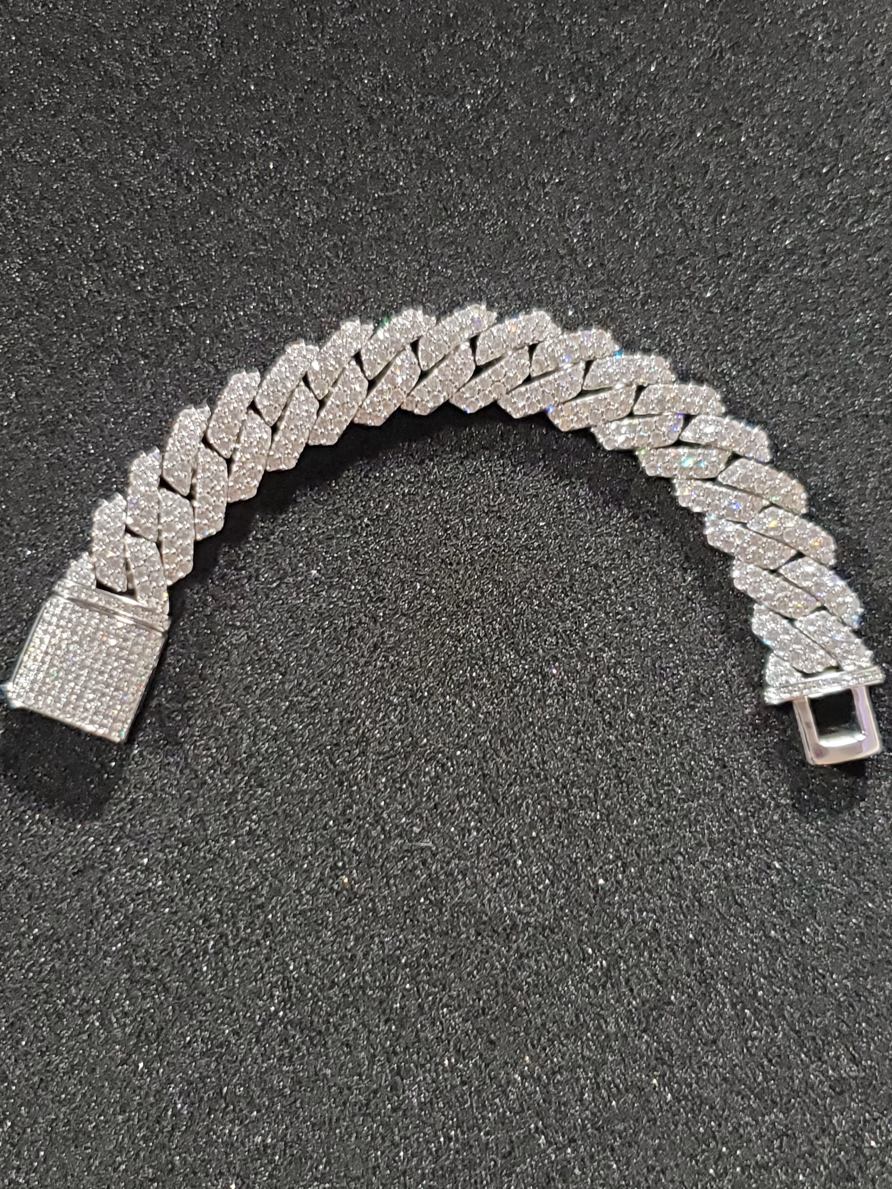CUBAN LINK BRACELETS