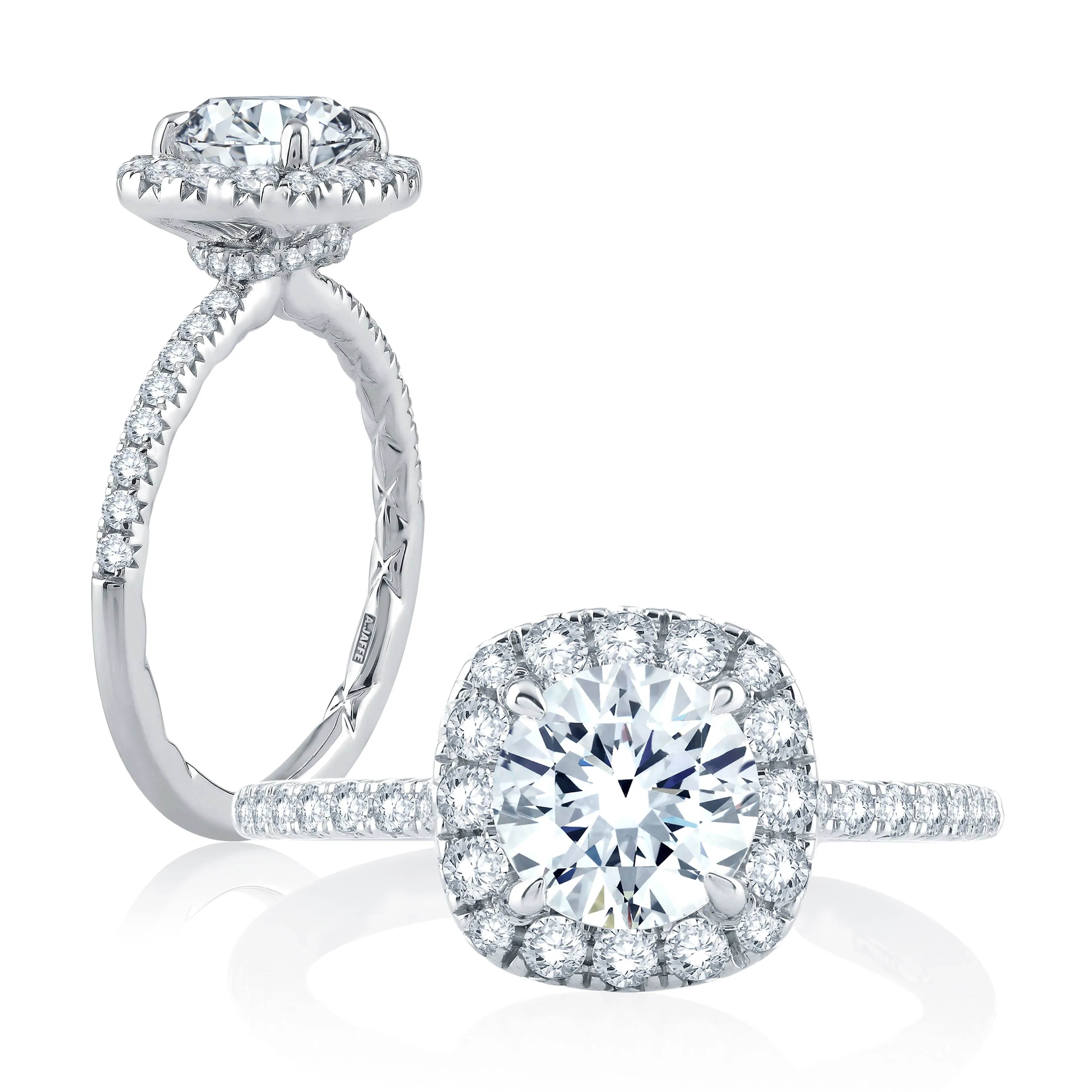 Cushion Cut Halo Diamond Engagement Ring