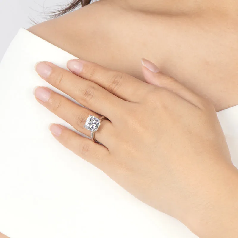 Cushion Cut Moissanite Diamond Ring