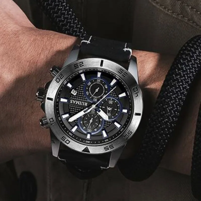 DIAL QUARTZ CHRONOGRAPH WATCH | Precision Timing Excellence