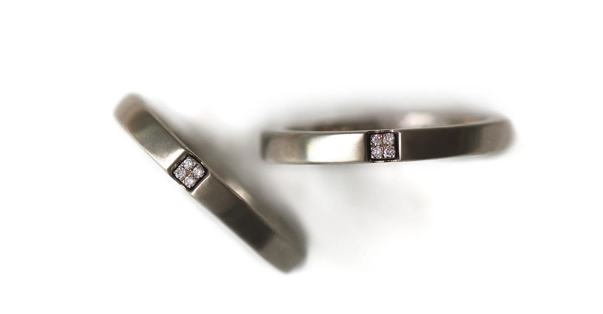 Diamonds heart engagement ring set