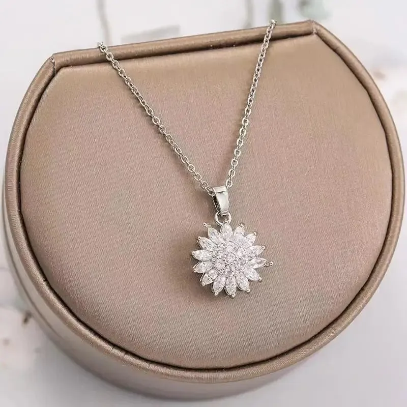 Double-layer Rotatable Sunflower Necklaces Chain Choker