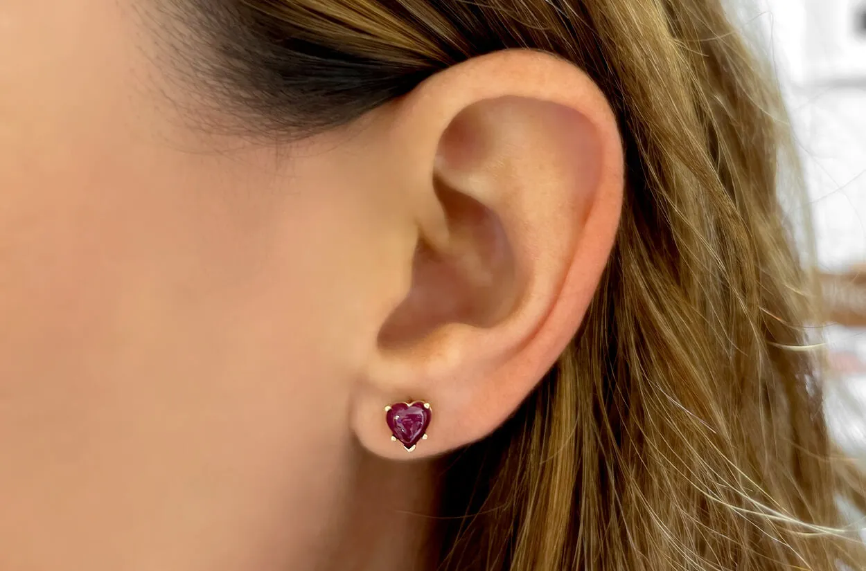 Earrings 14kt Gold & Ruby Cabochon Hearts Studs