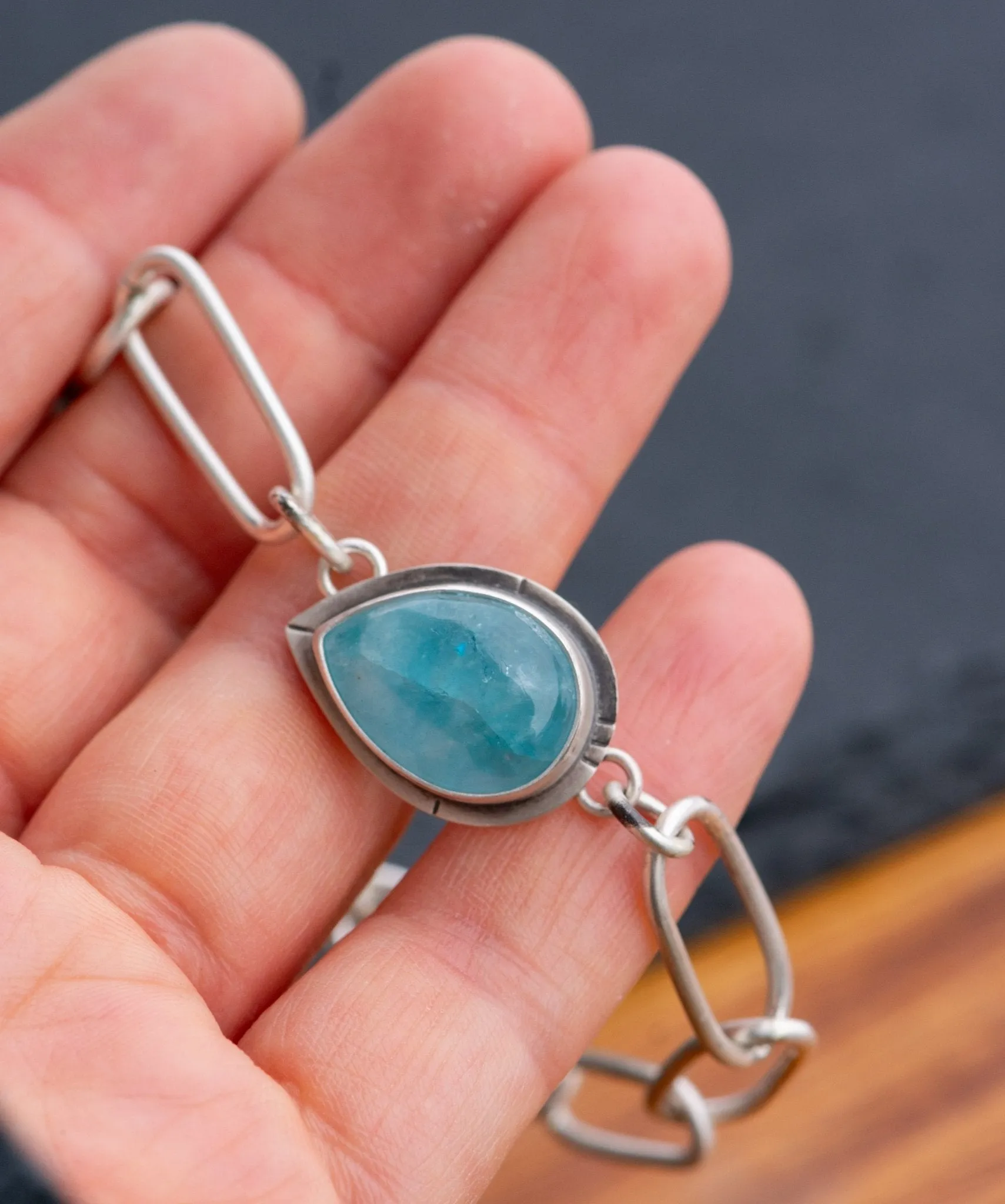 EGGSCELLENT AQUAMARINE BRACELET