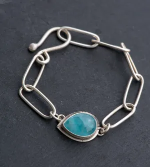 EGGSCELLENT AQUAMARINE BRACELET