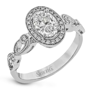 Engagement Ring in 18k Gold with Diamonds