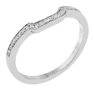 Engagement Ring in 18k Gold with Diamonds