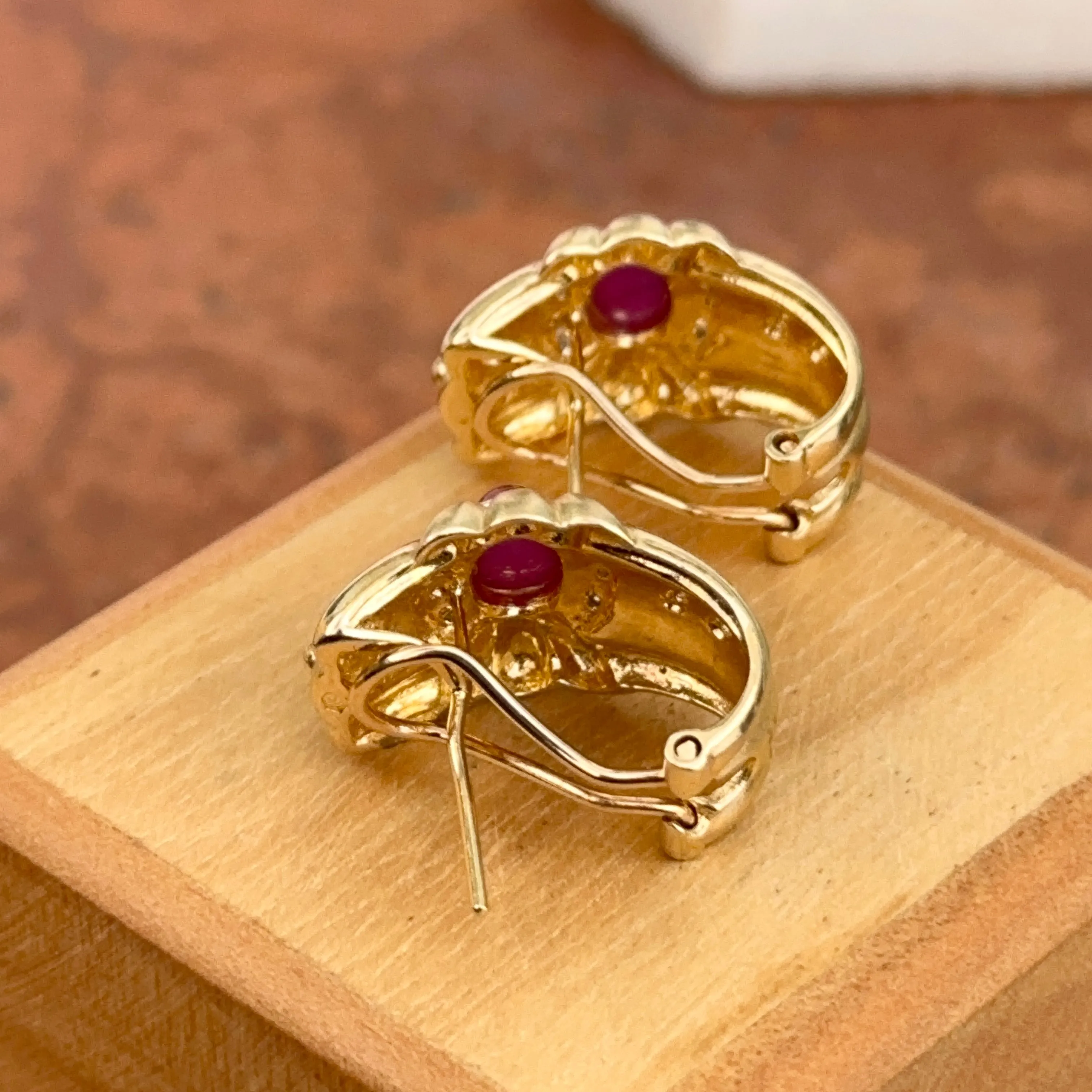 Estate 14KT Yellow Gold Etruscan Ruby   Diamond Matte Omega Back Earrings