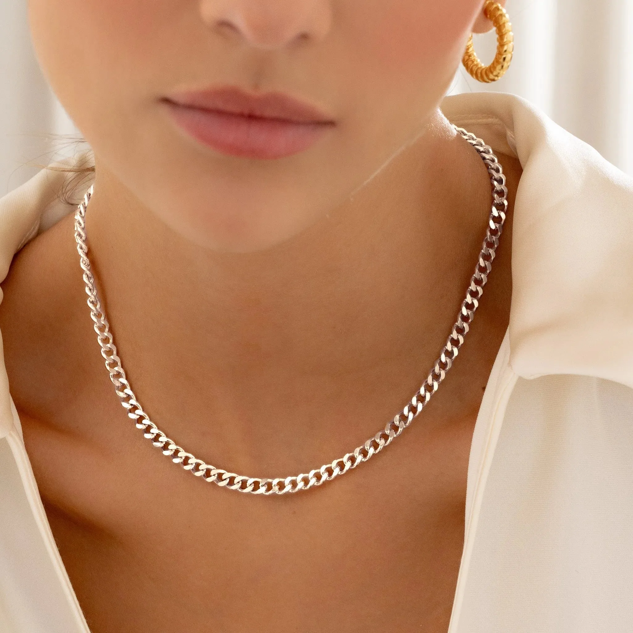 Flat Choker   Earrings