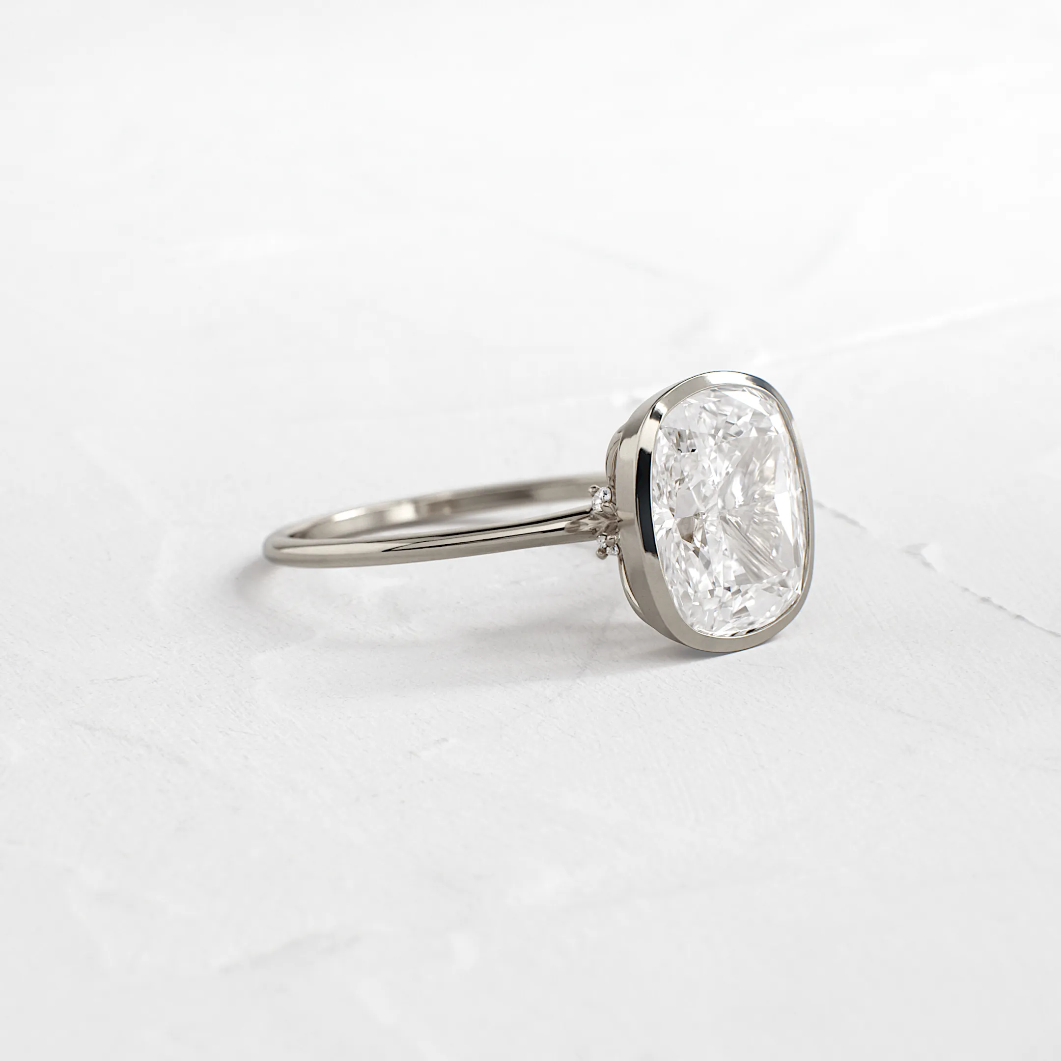 Formation Ring, Cushion Cut