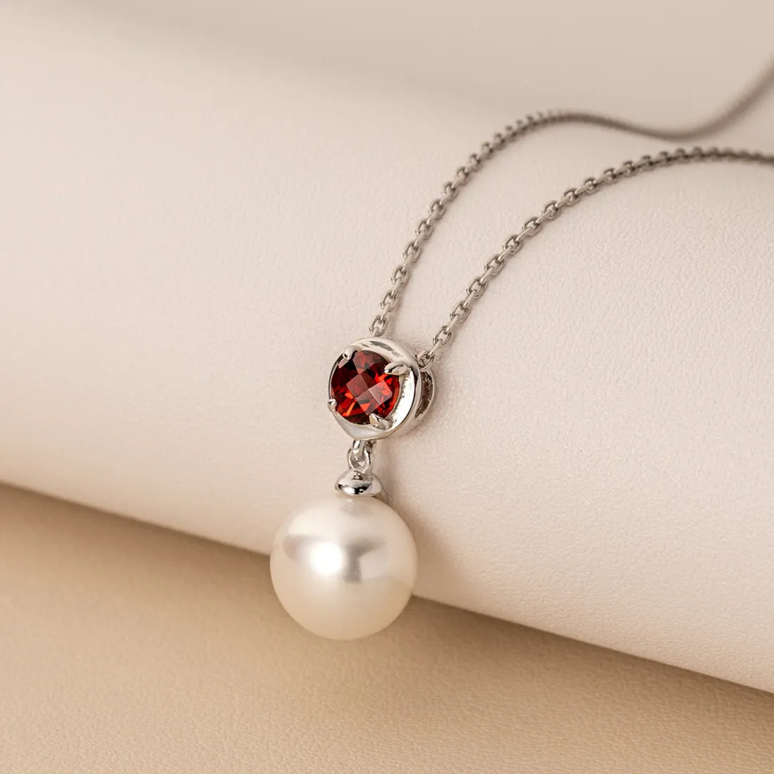 Freshwater Cultured 10mm White Pearl and Garnet Pendant Necklace Sterling Silver